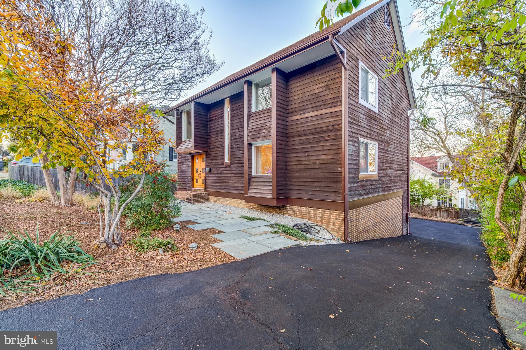 ROSEMONT - Residential