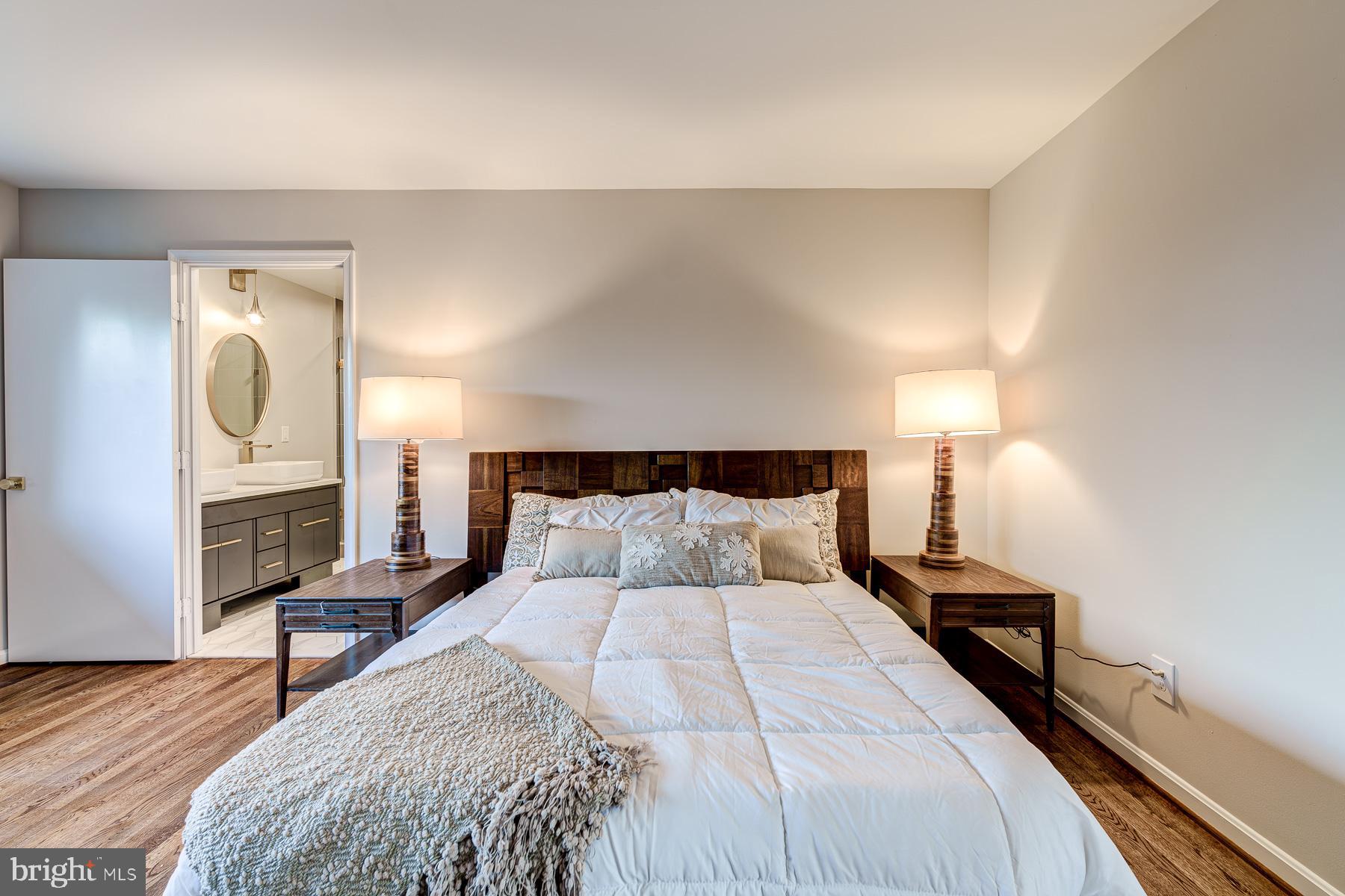 ROSEMONT - Residential