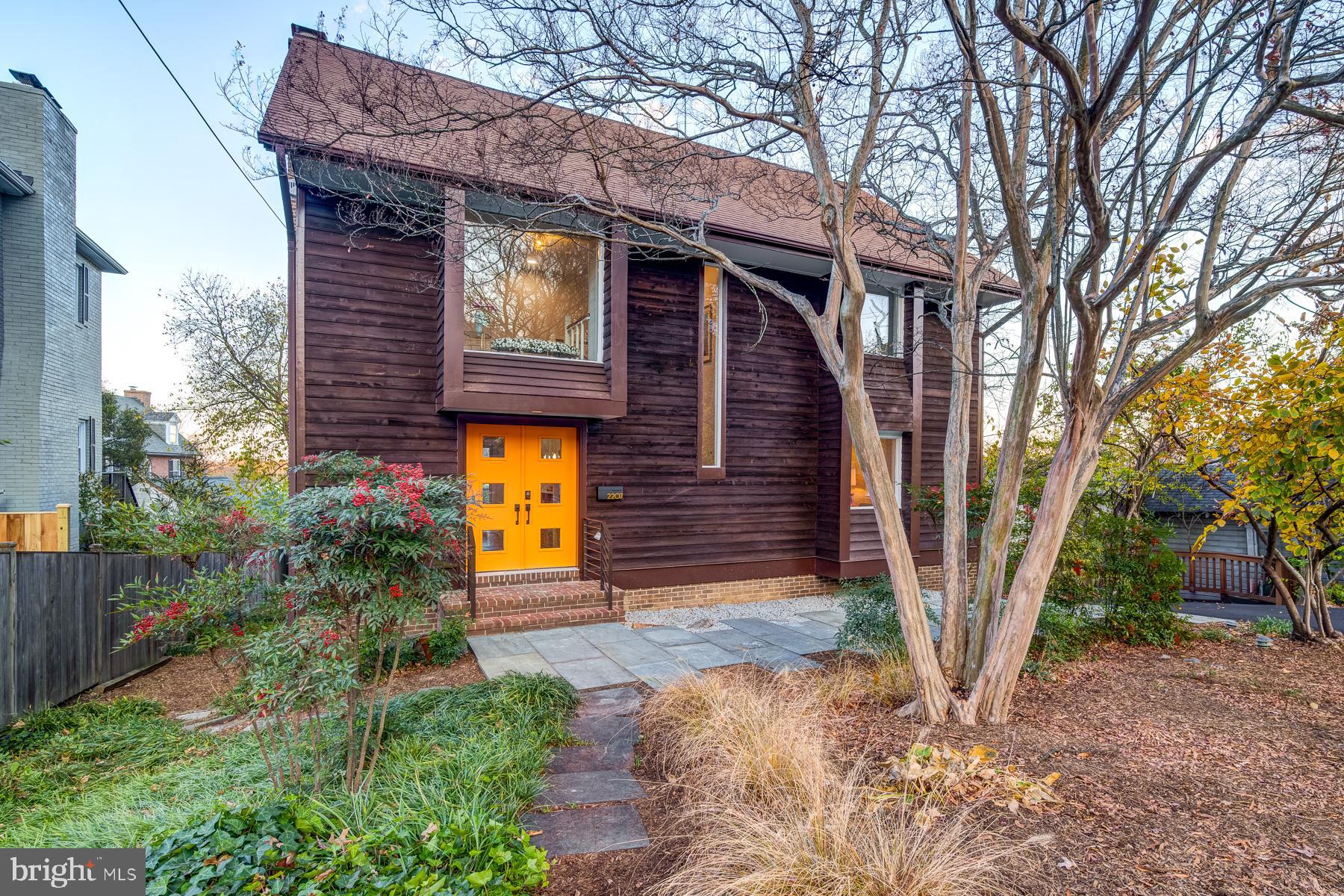 ROSEMONT - Residential