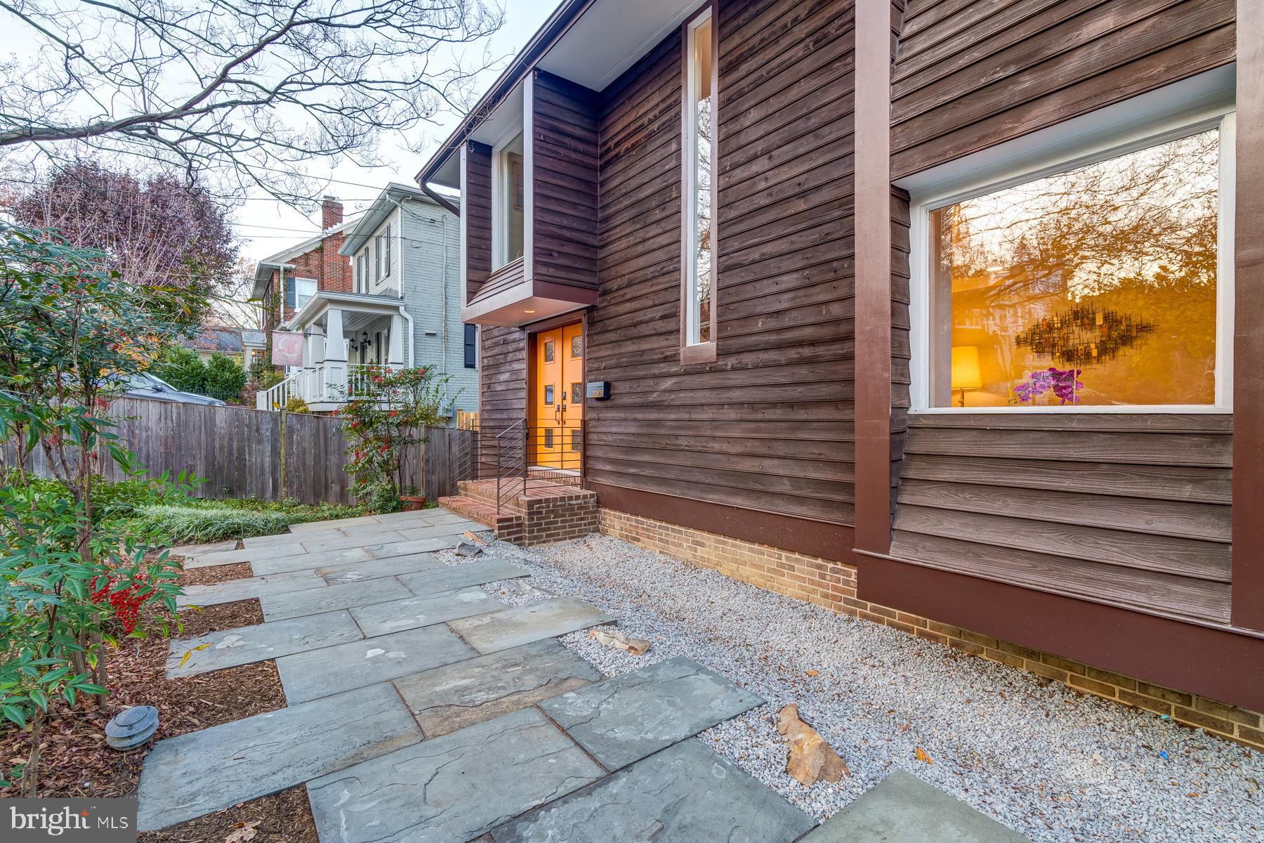 ROSEMONT - Residential