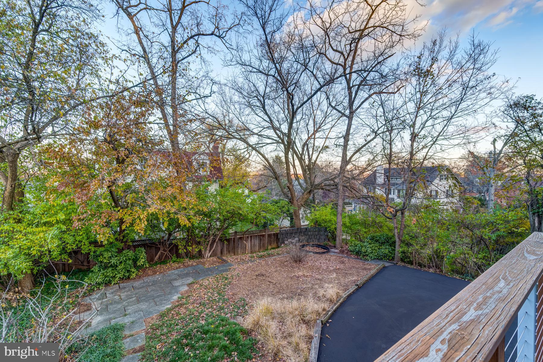 ROSEMONT - Residential