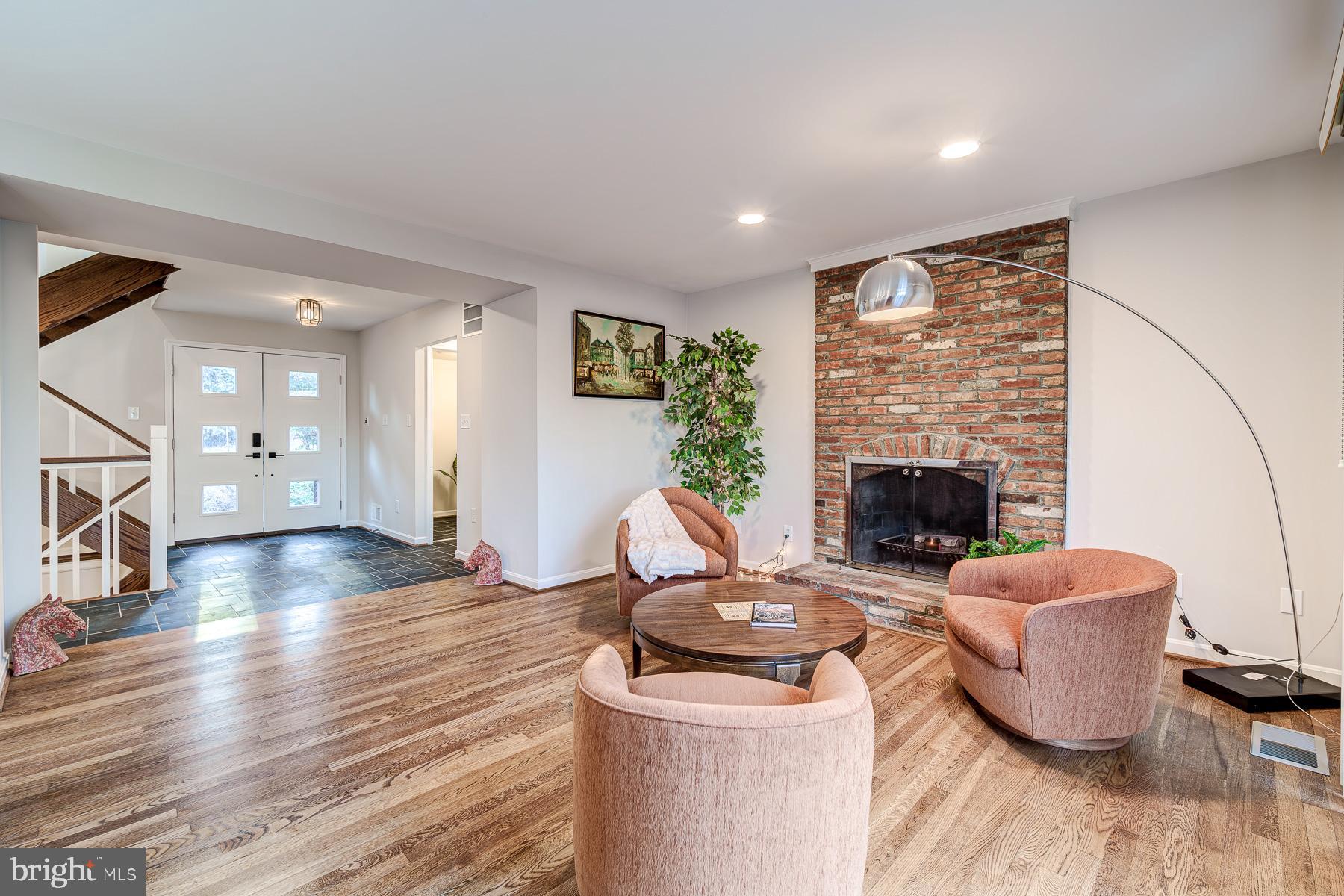 ROSEMONT - Residential