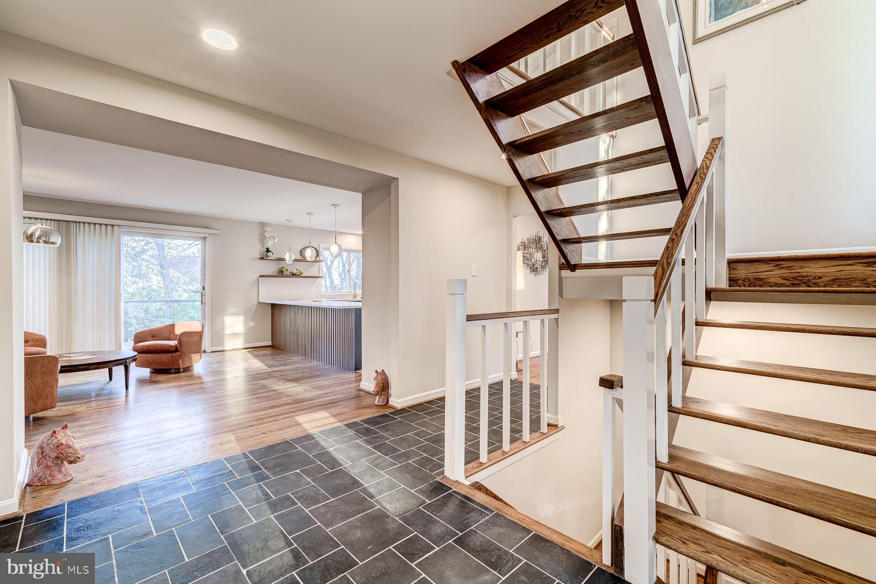 ROSEMONT - Residential