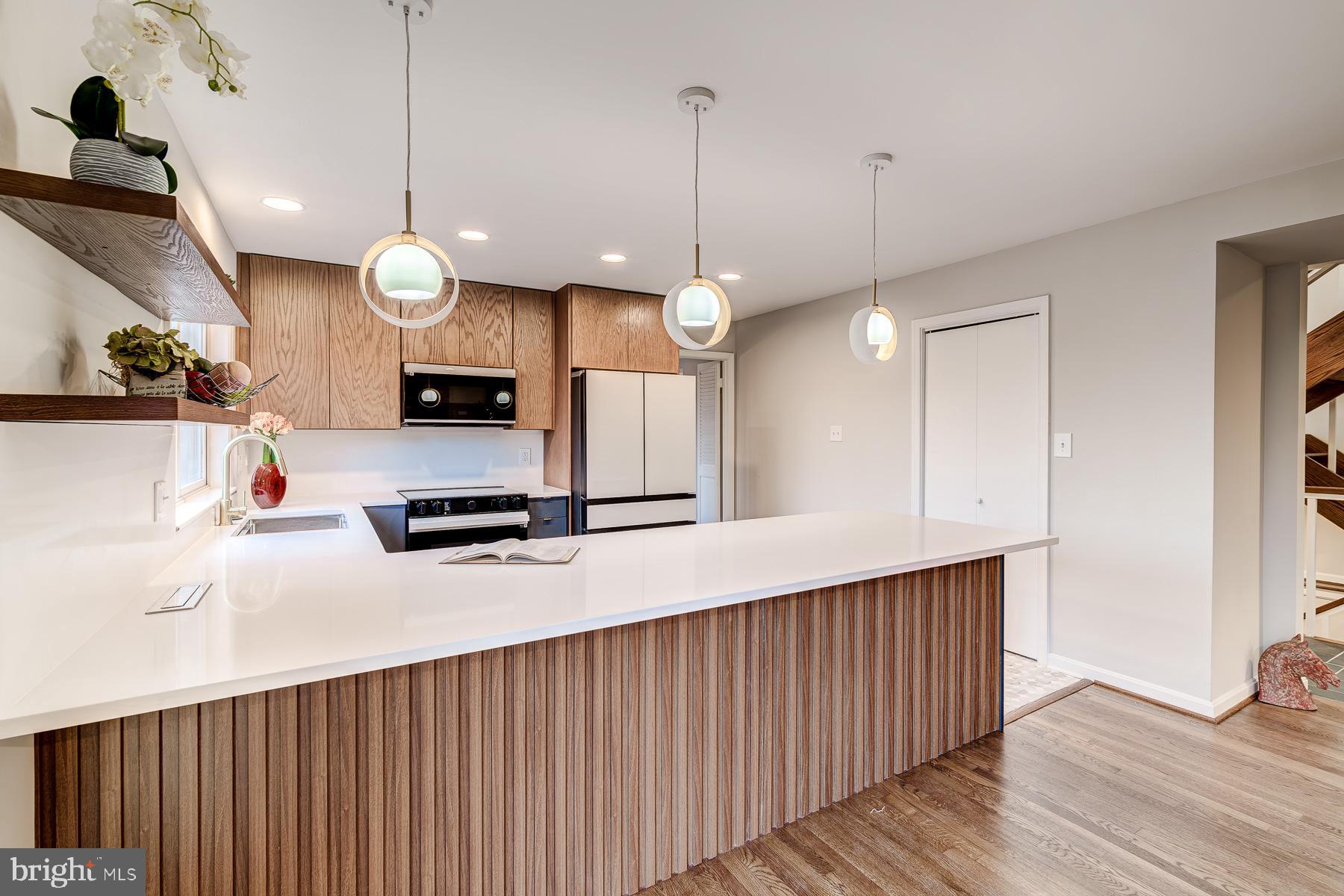 ROSEMONT - Residential