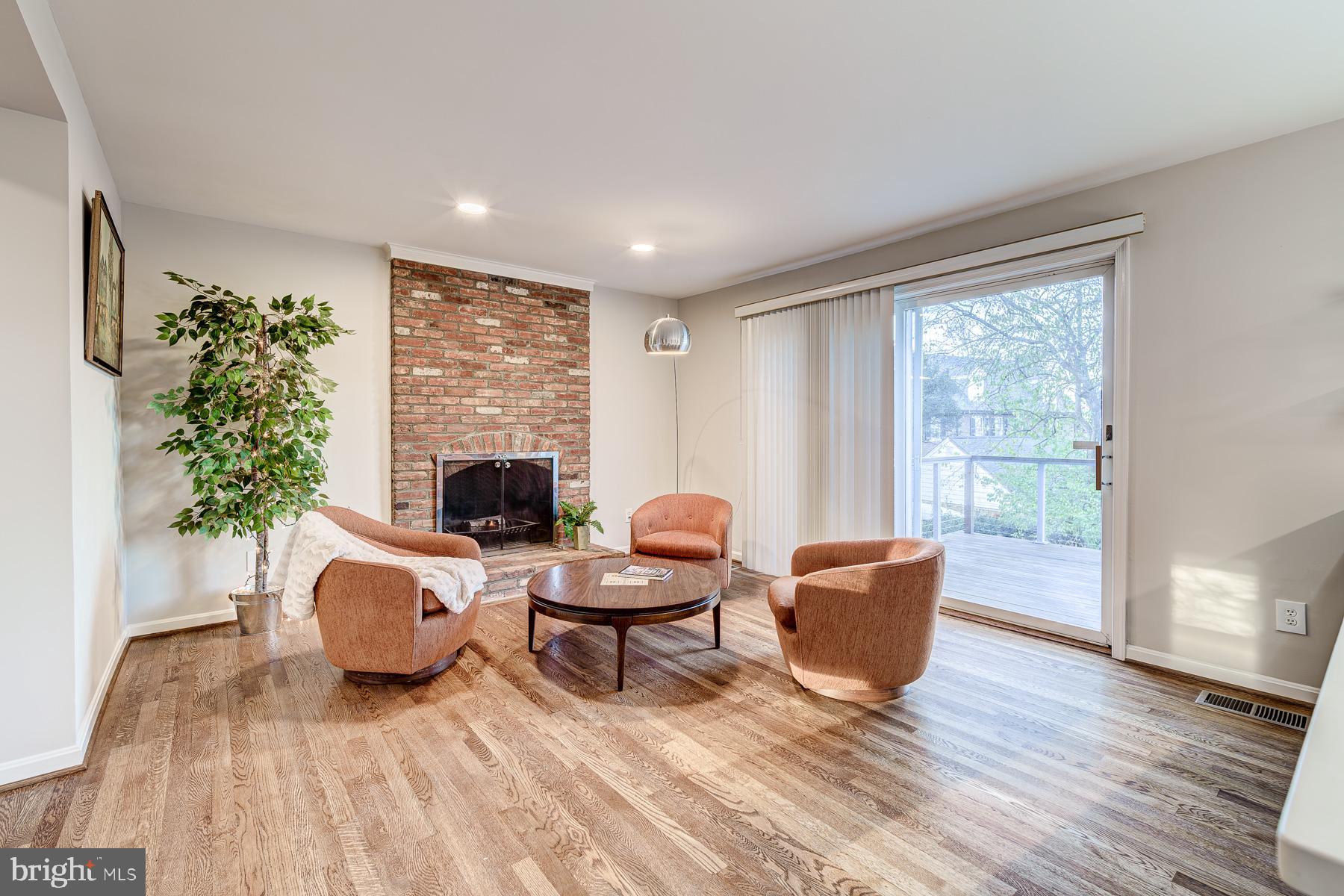 ROSEMONT - Residential