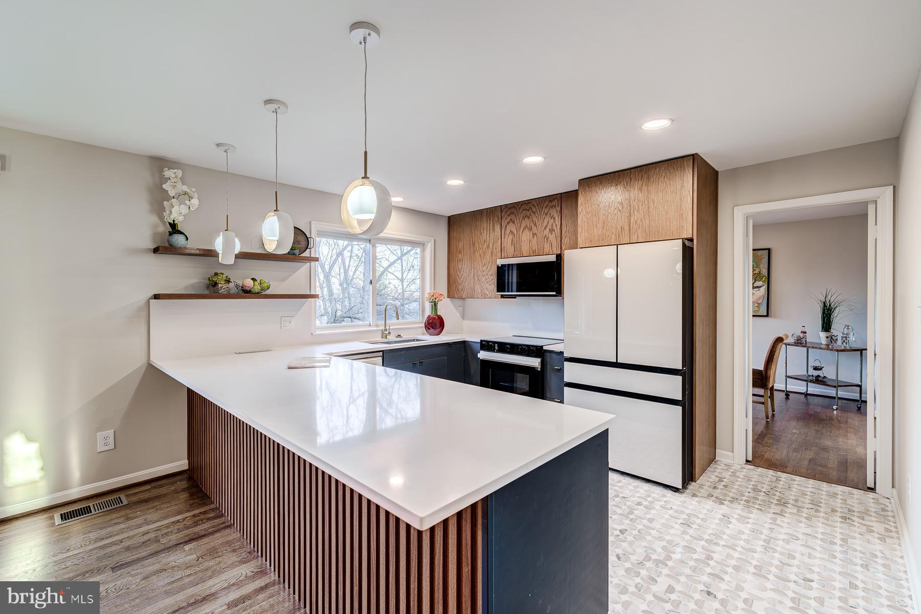 ROSEMONT - Residential