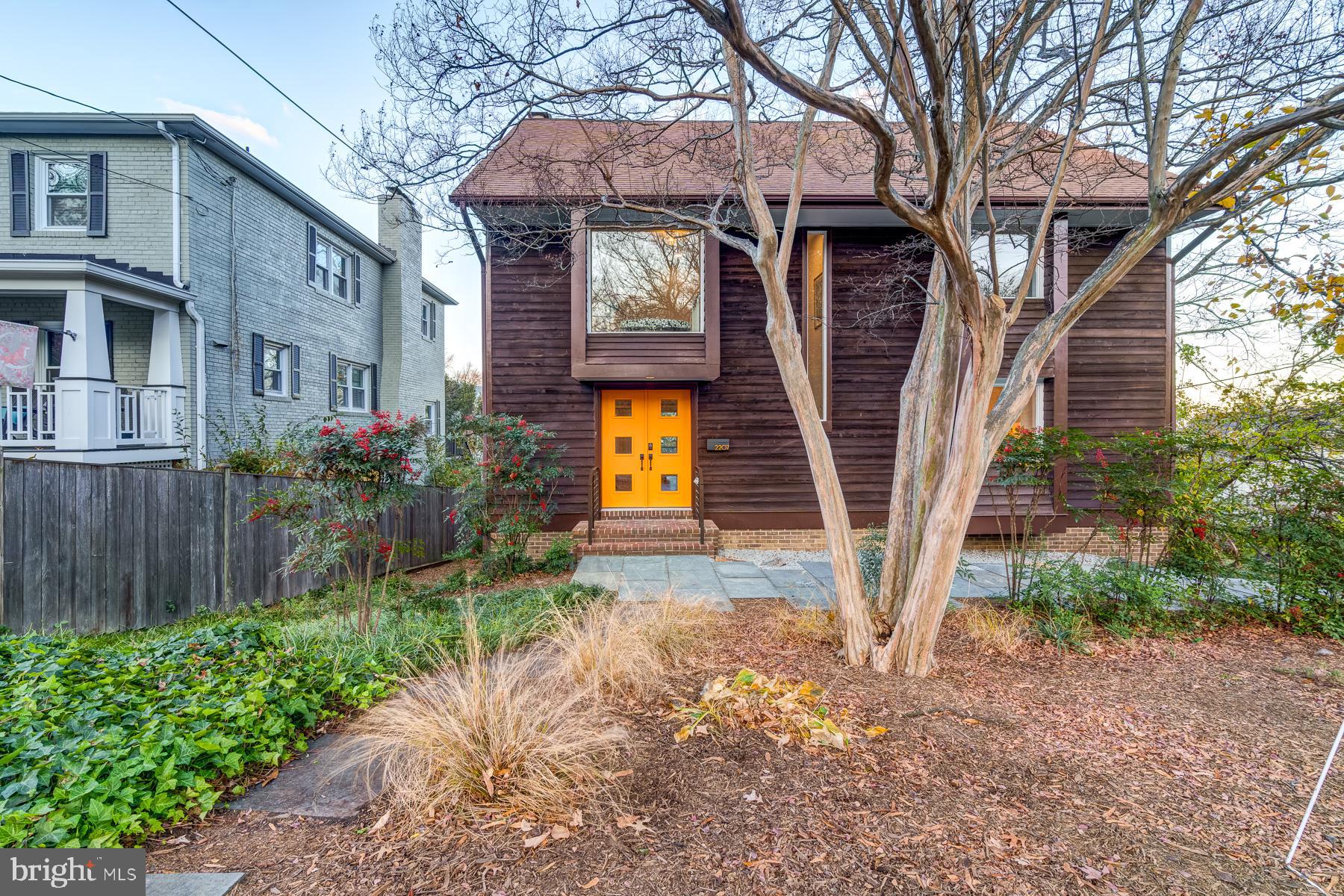 ROSEMONT - Residential