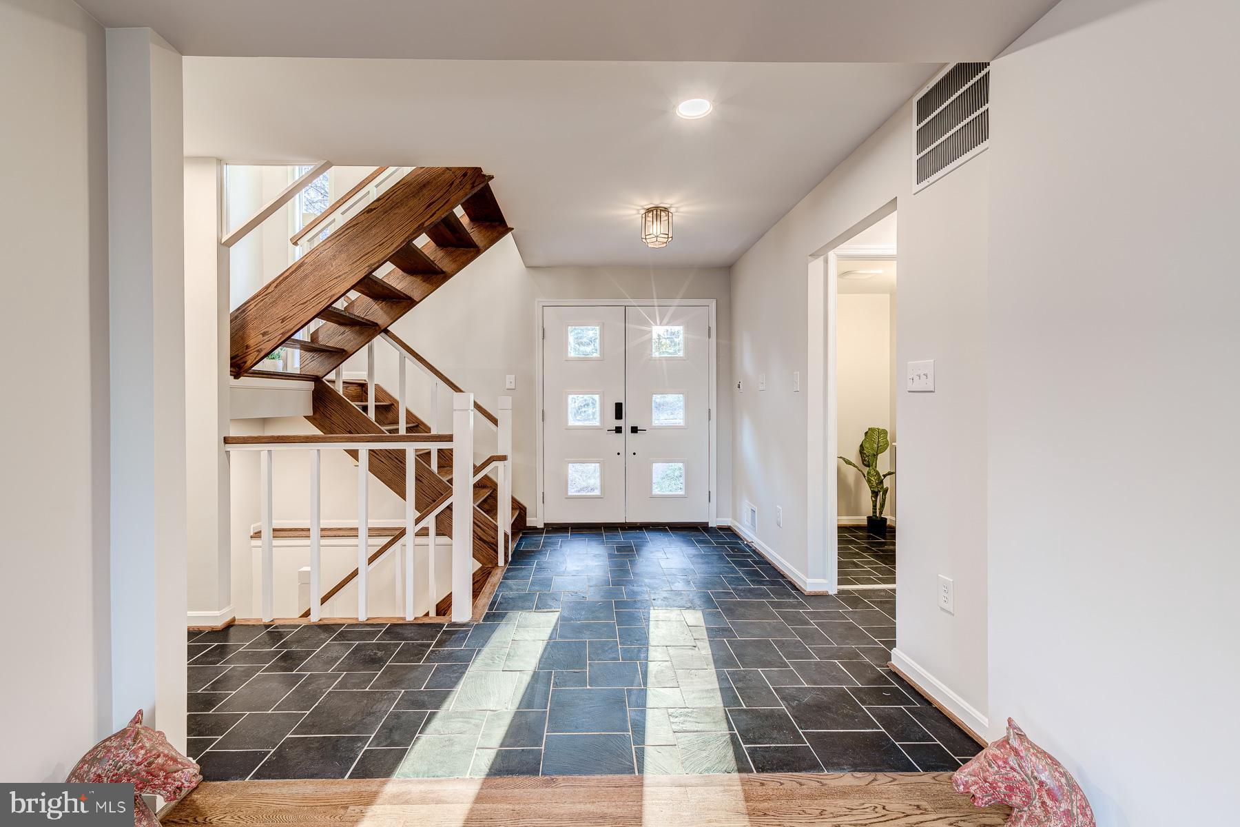 ROSEMONT - Residential