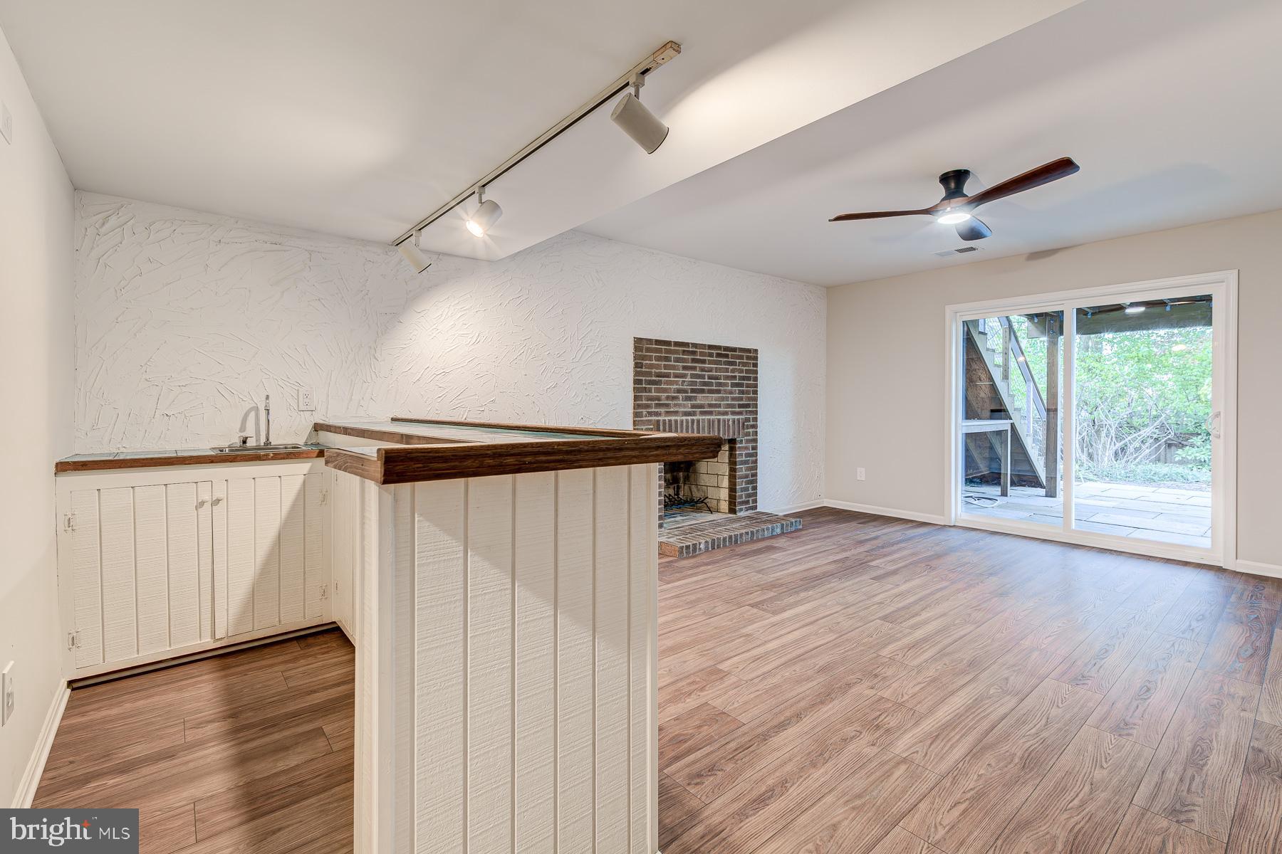 ROSEMONT - Residential