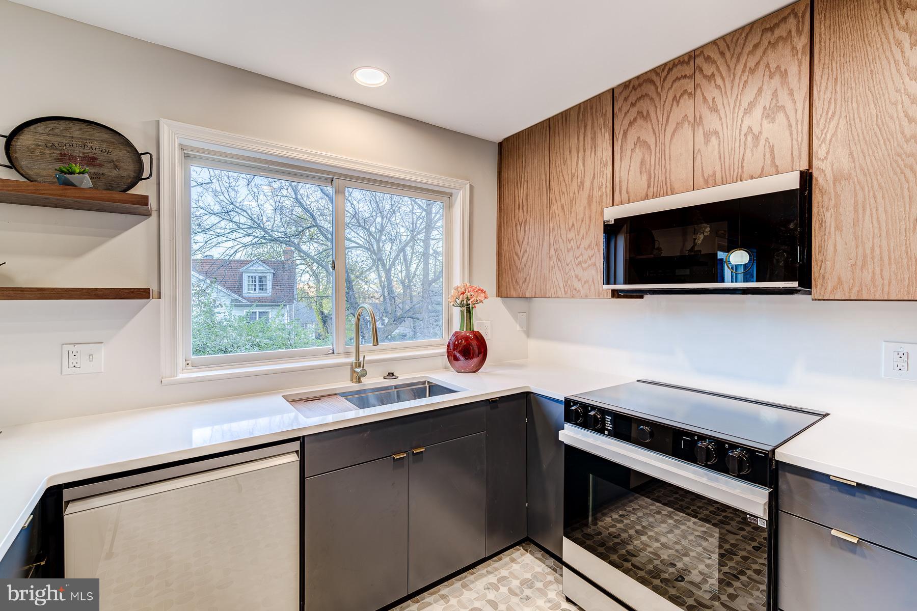 ROSEMONT - Residential