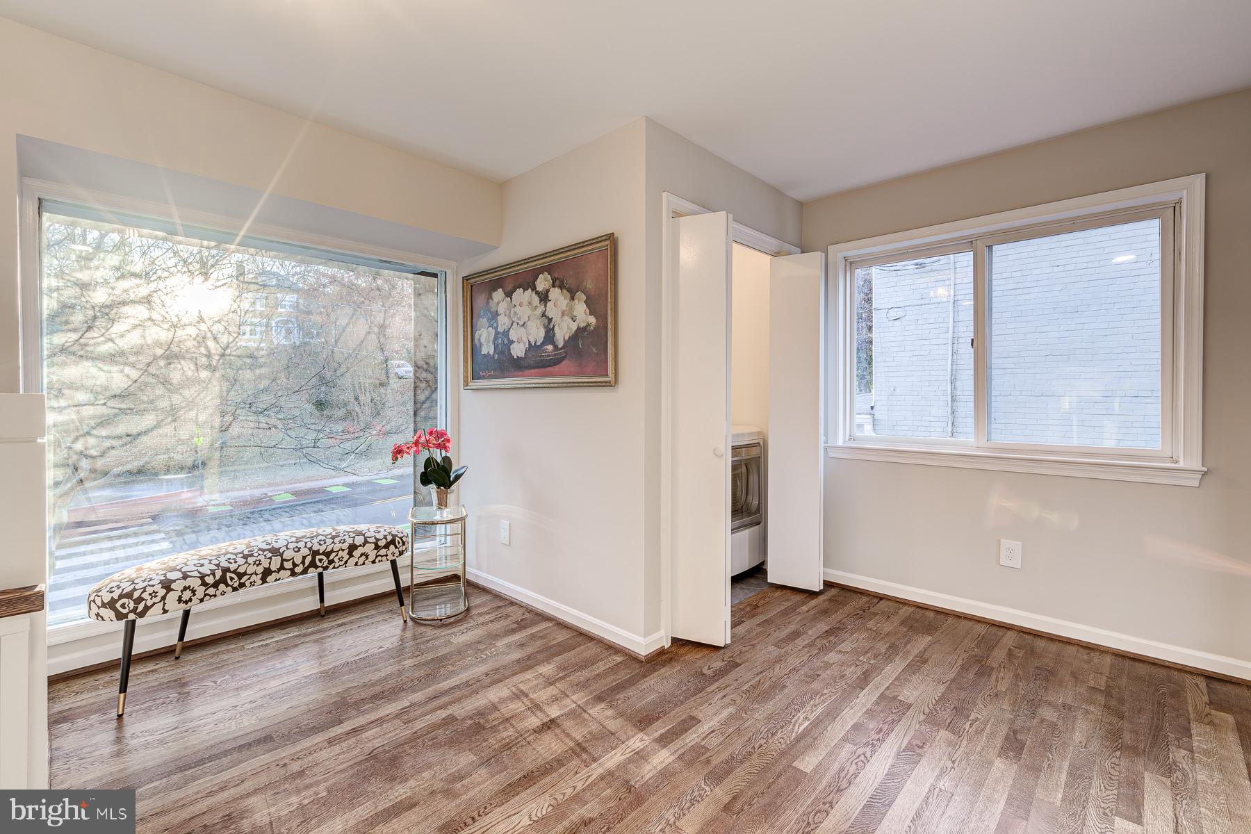 ROSEMONT - Residential