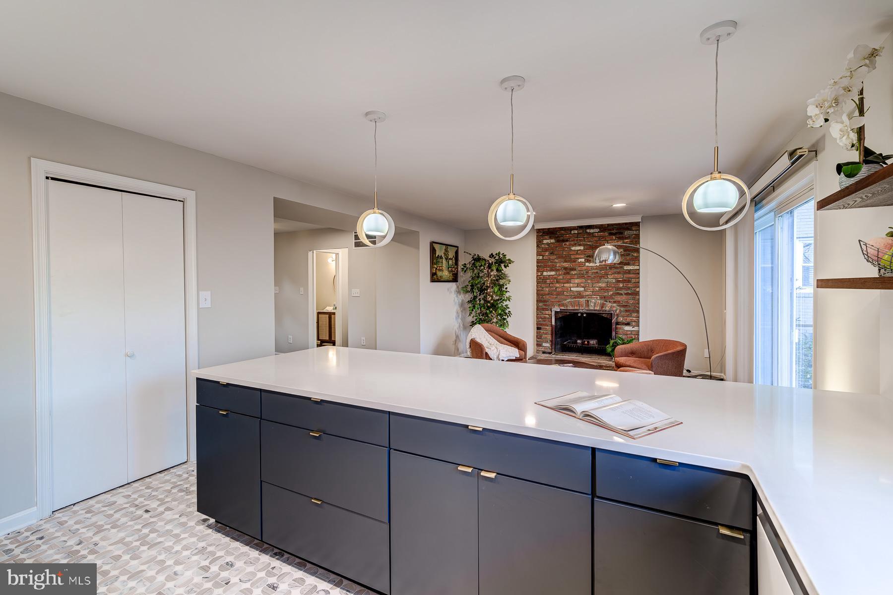 ROSEMONT - Residential