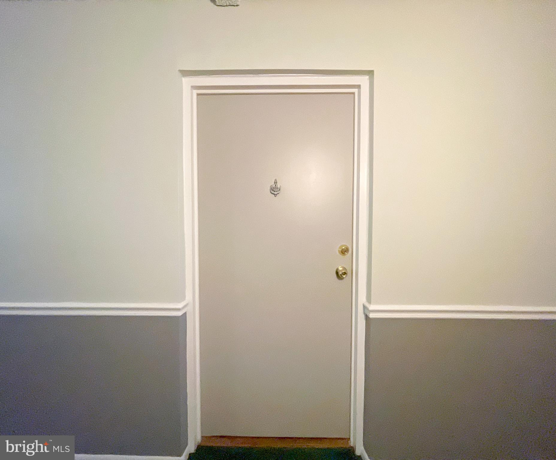 CHELBOURNE PLAZA - Residential Lease