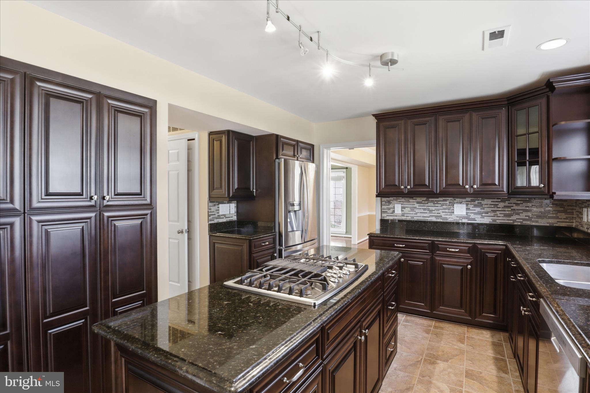 WAVERLY CROSSING - Residential