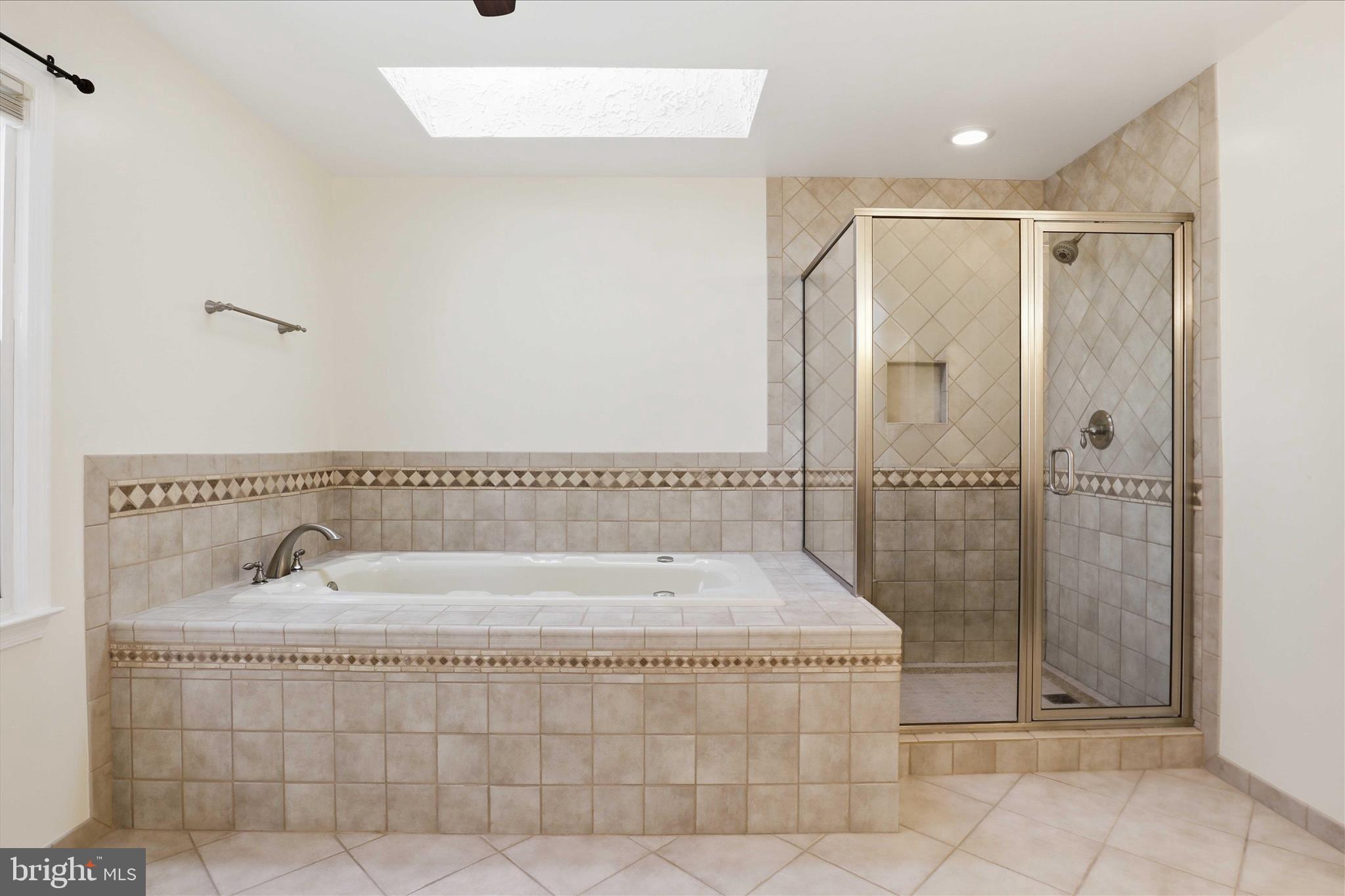 WAVERLY CROSSING - Residential