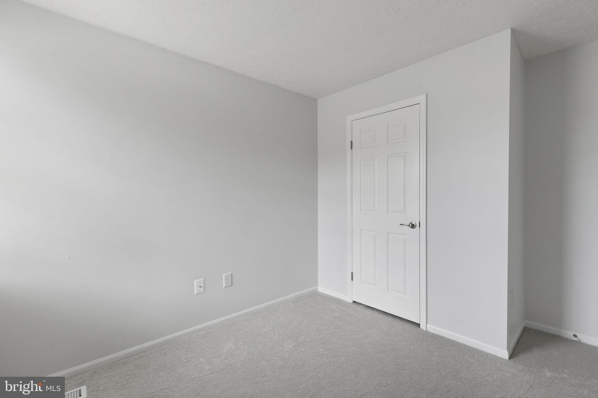 BRIEN RUN VILLAGE - Residential