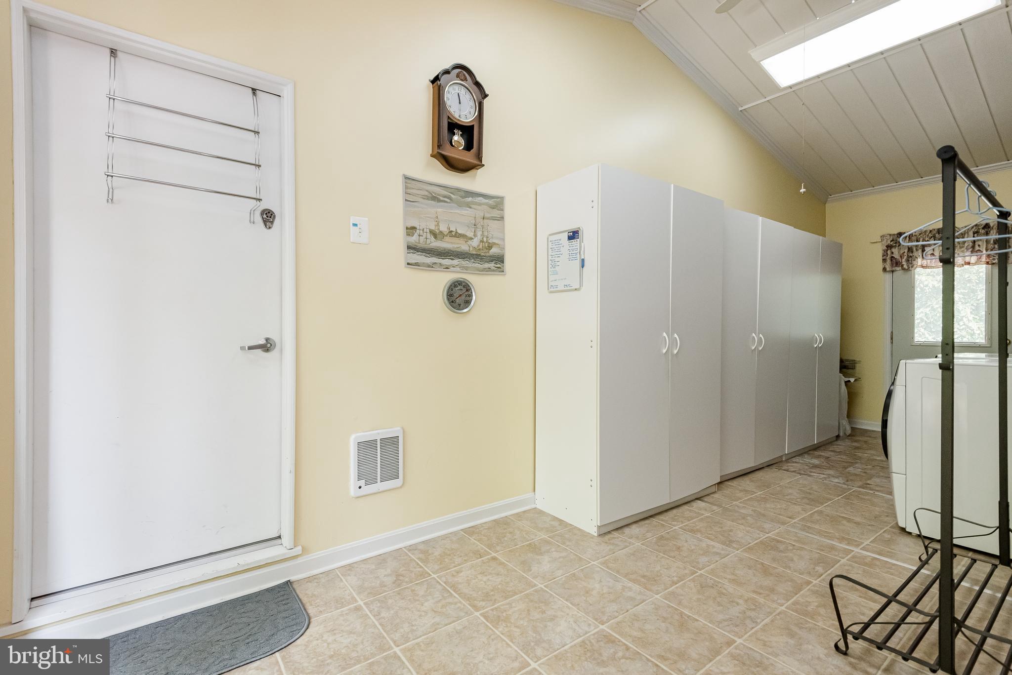 FRAZEE ESTATES - Residential