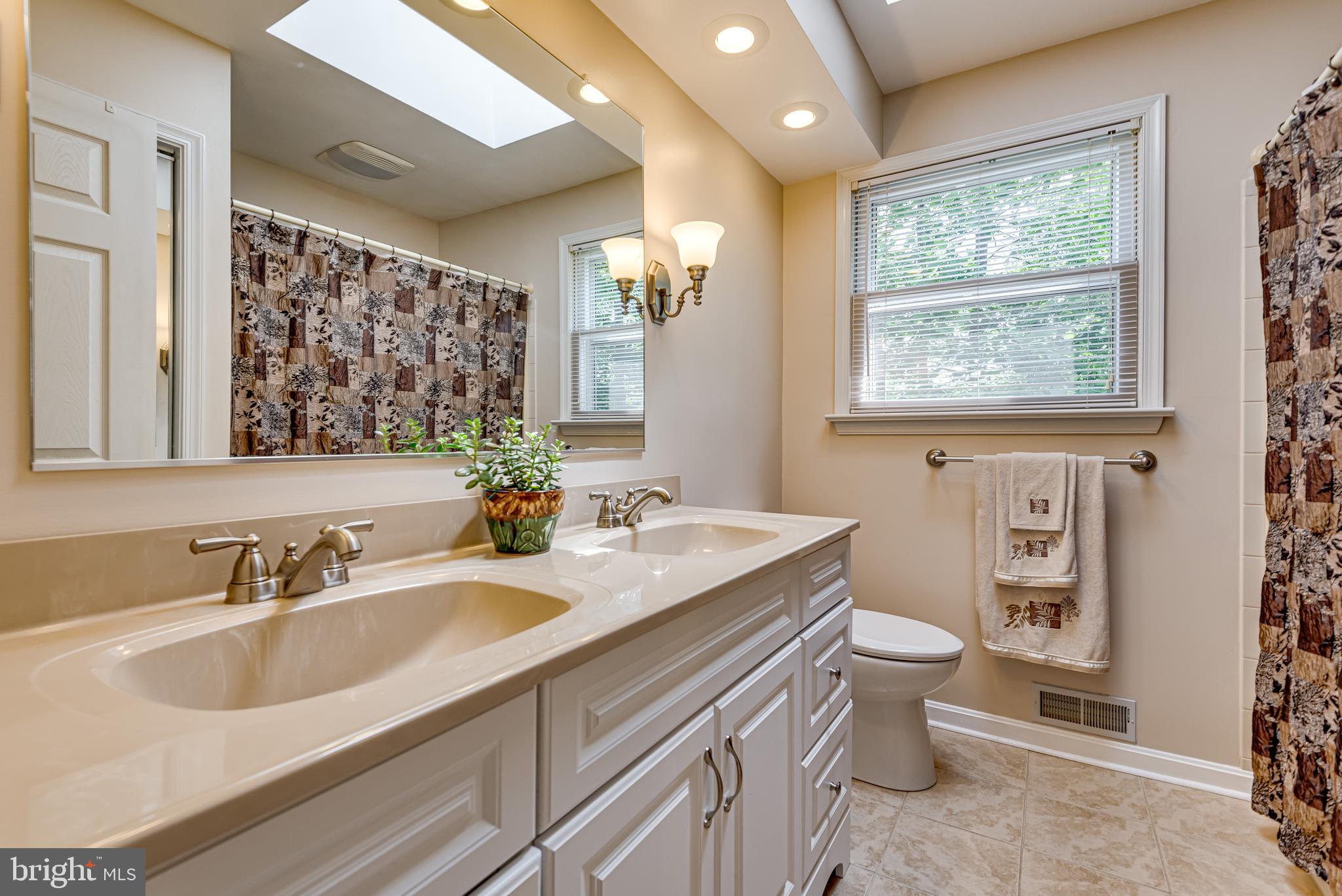 FRAZEE ESTATES - Residential