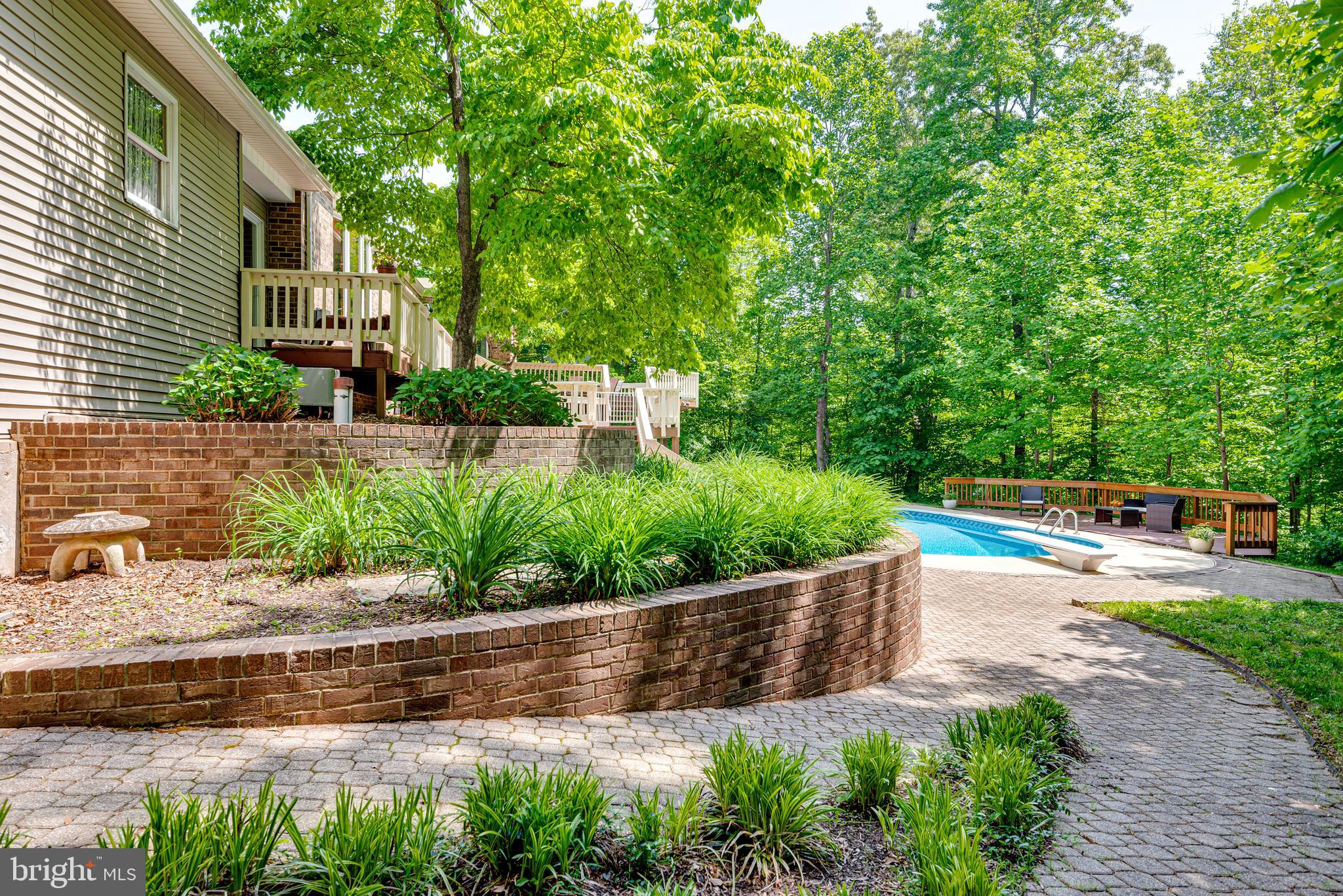 FRAZEE ESTATES - Residential