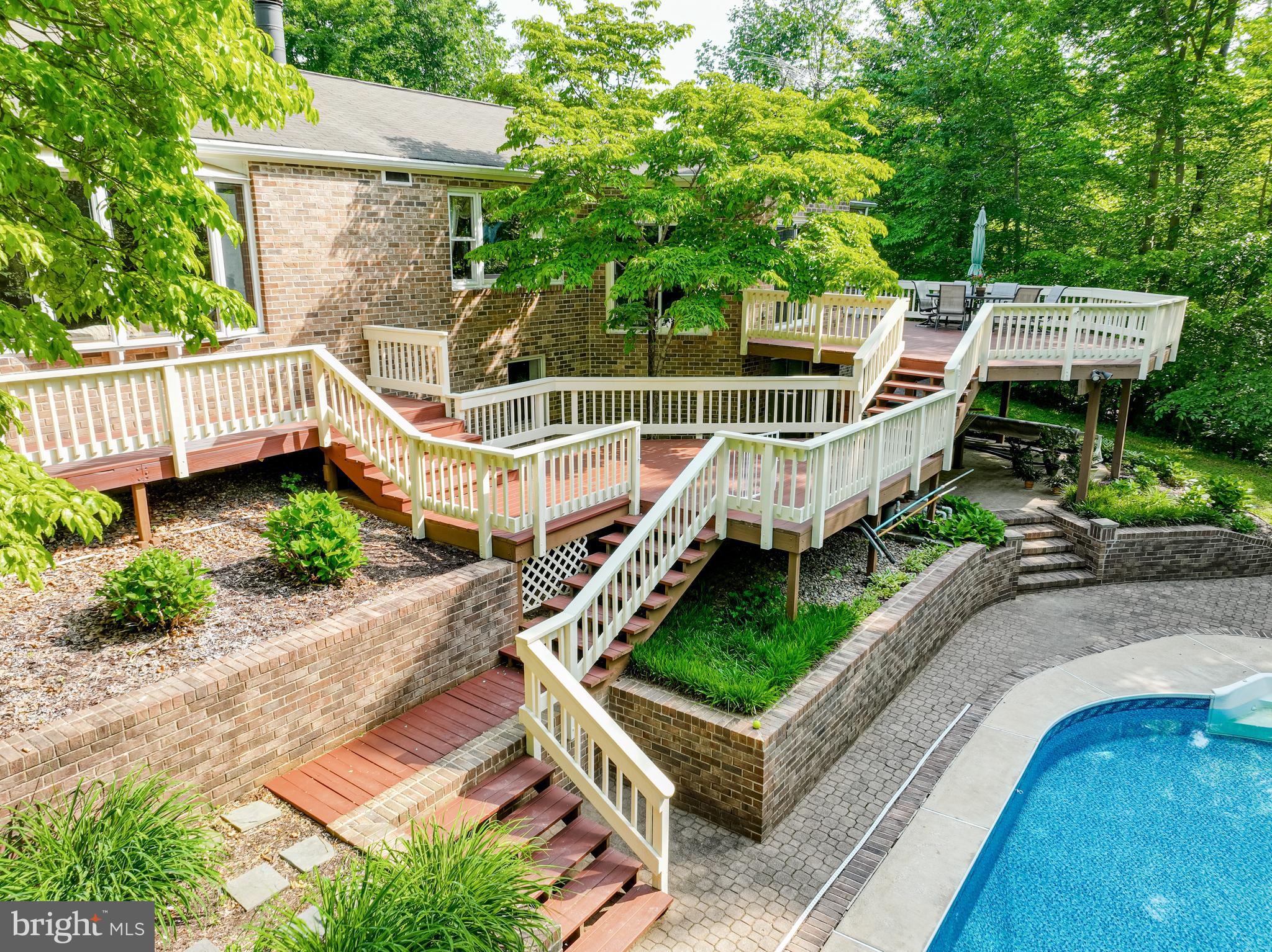 FRAZEE ESTATES - Residential