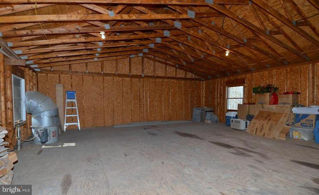 FRAZEE ESTATES - Residential