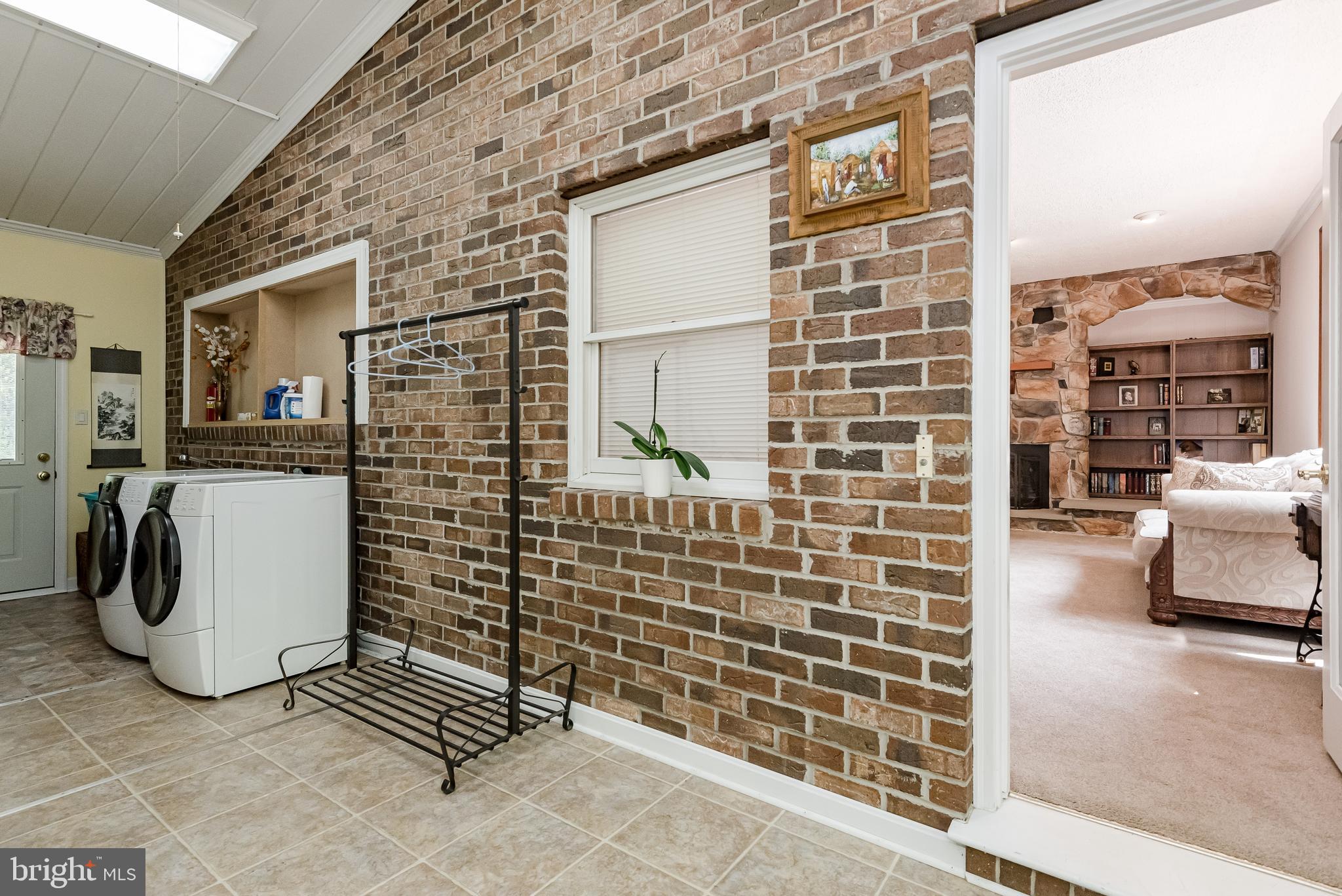 FRAZEE ESTATES - Residential