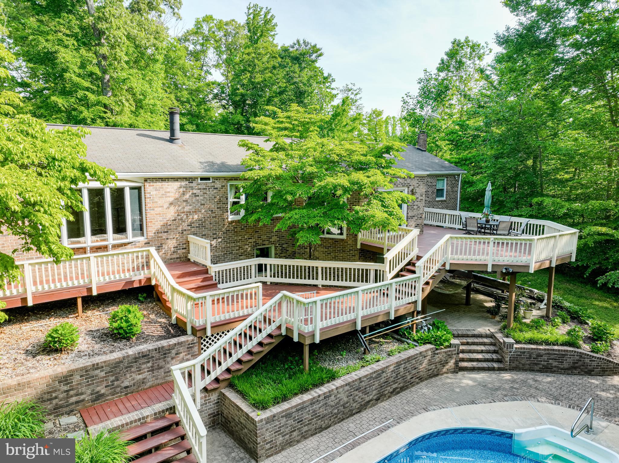 FRAZEE ESTATES - Residential