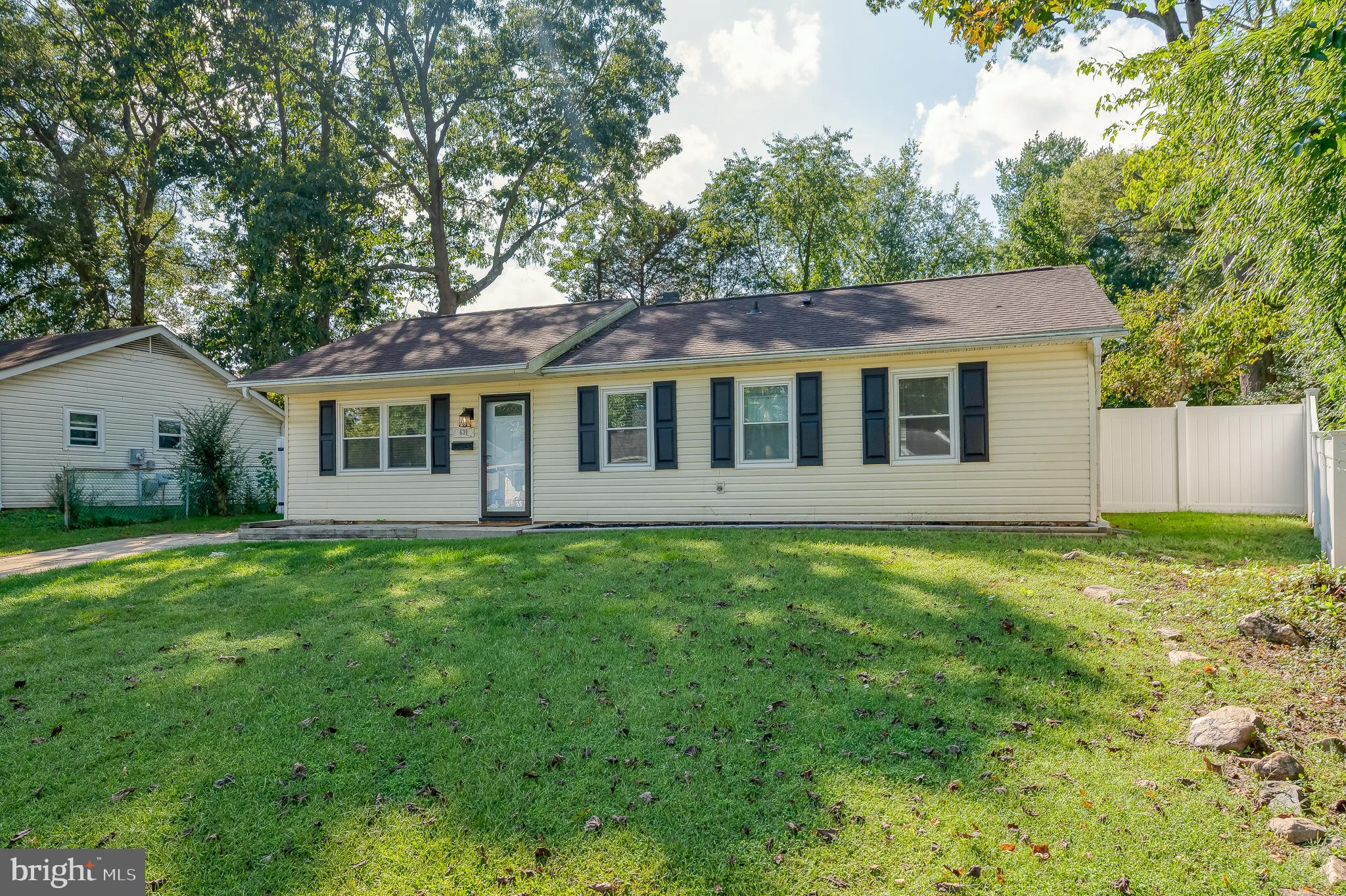 EDGE MEAD - Residential