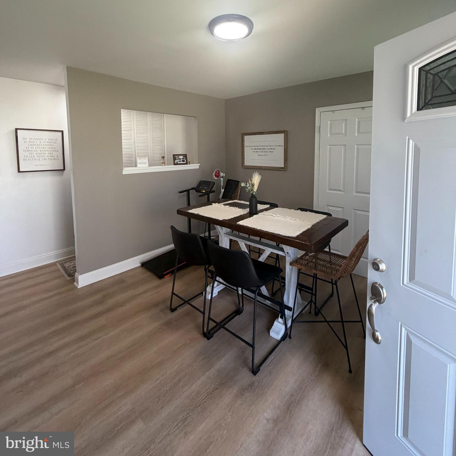 EDGE MEAD - Residential