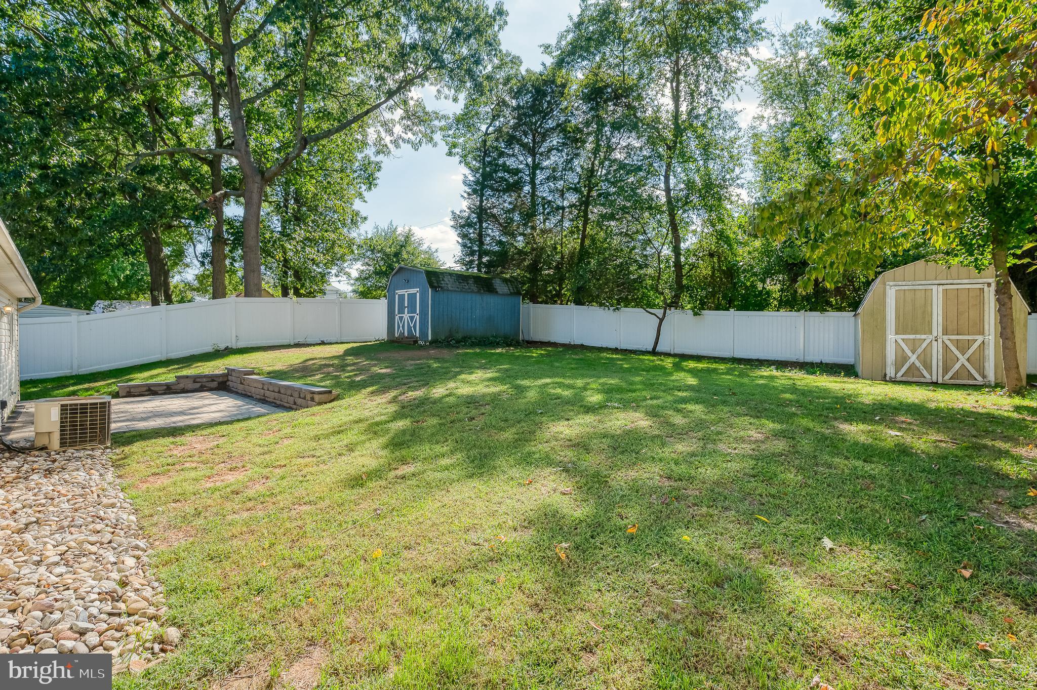 EDGE MEAD - Residential