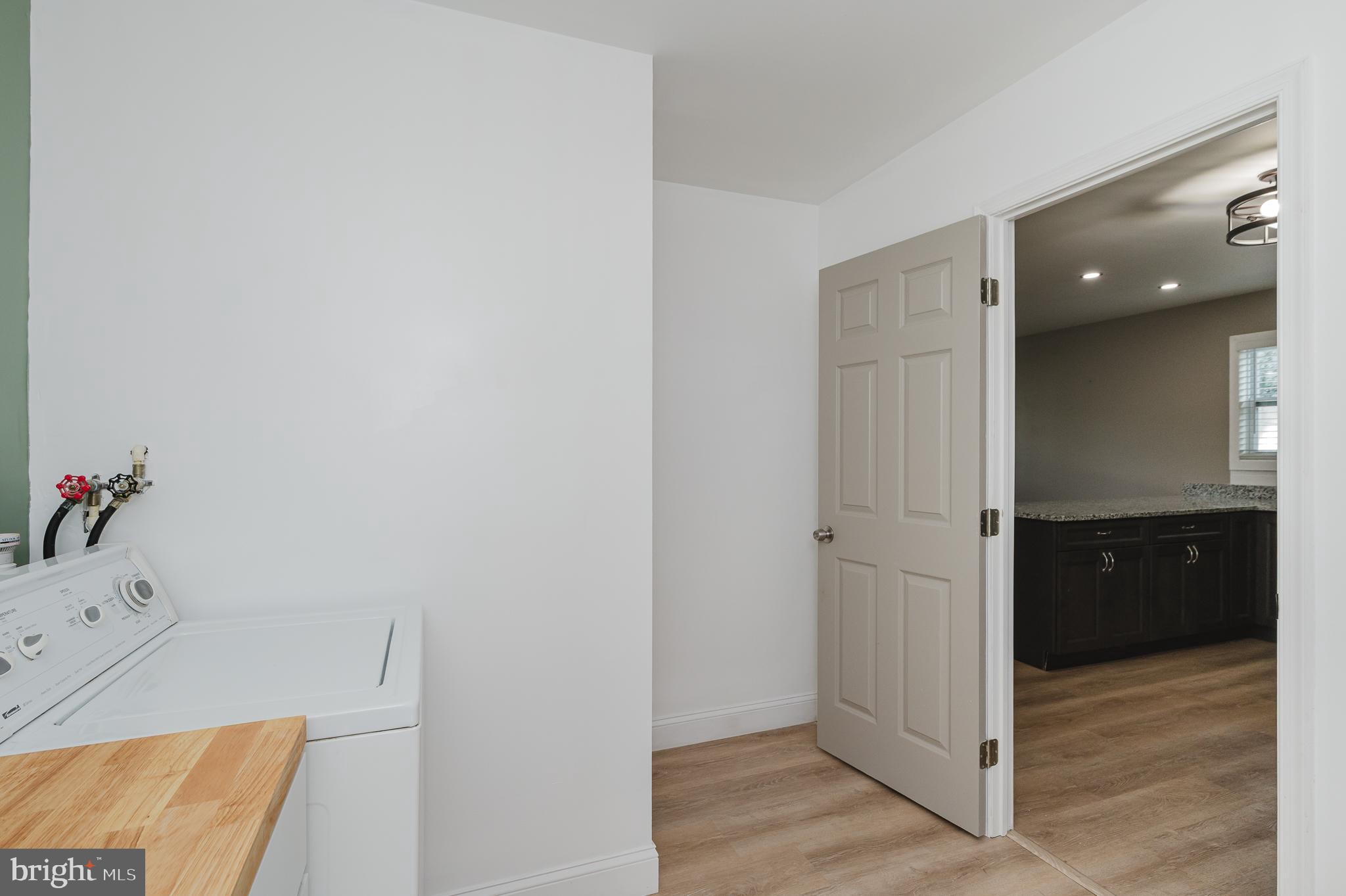 EDGE MEAD - Residential