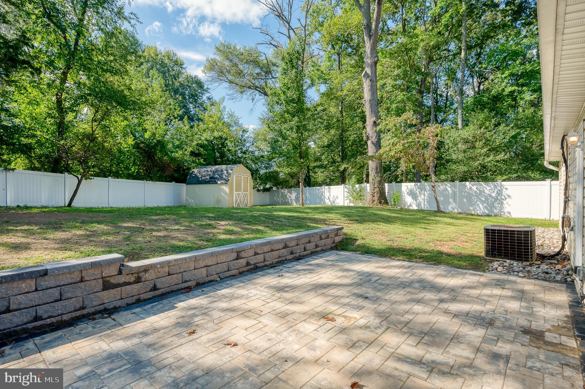 EDGE MEAD - Residential