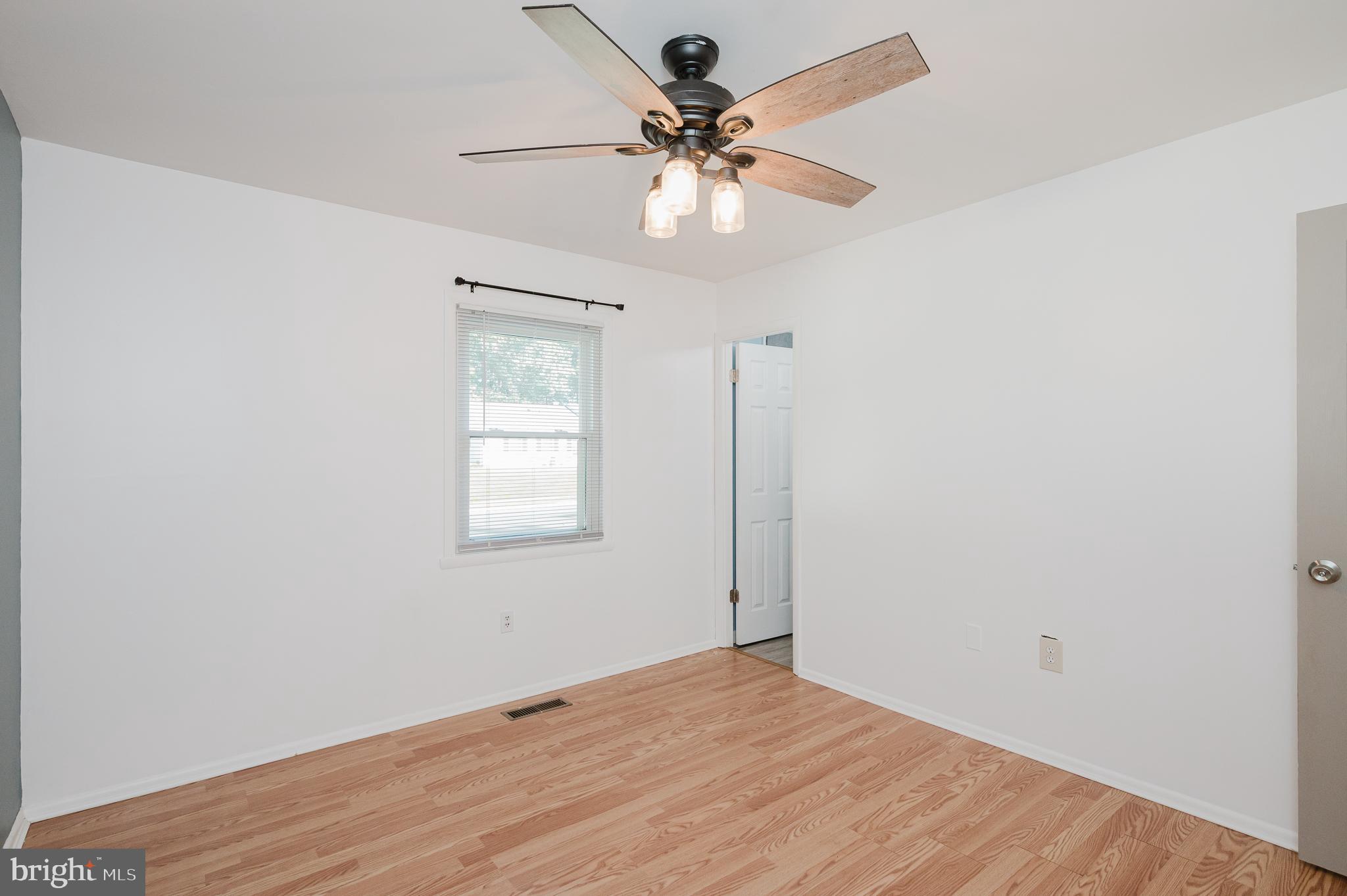 EDGE MEAD - Residential