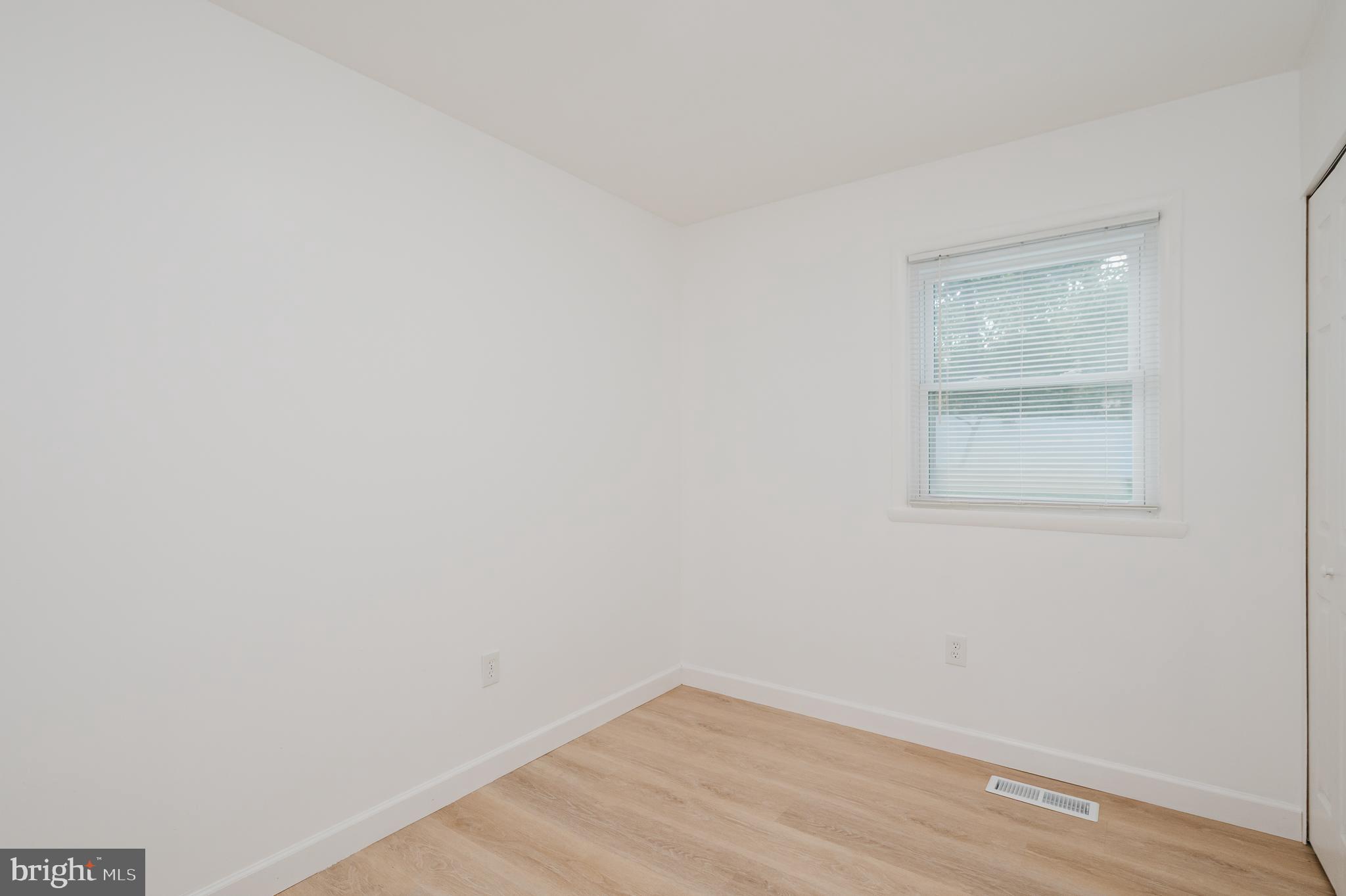 EDGE MEAD - Residential