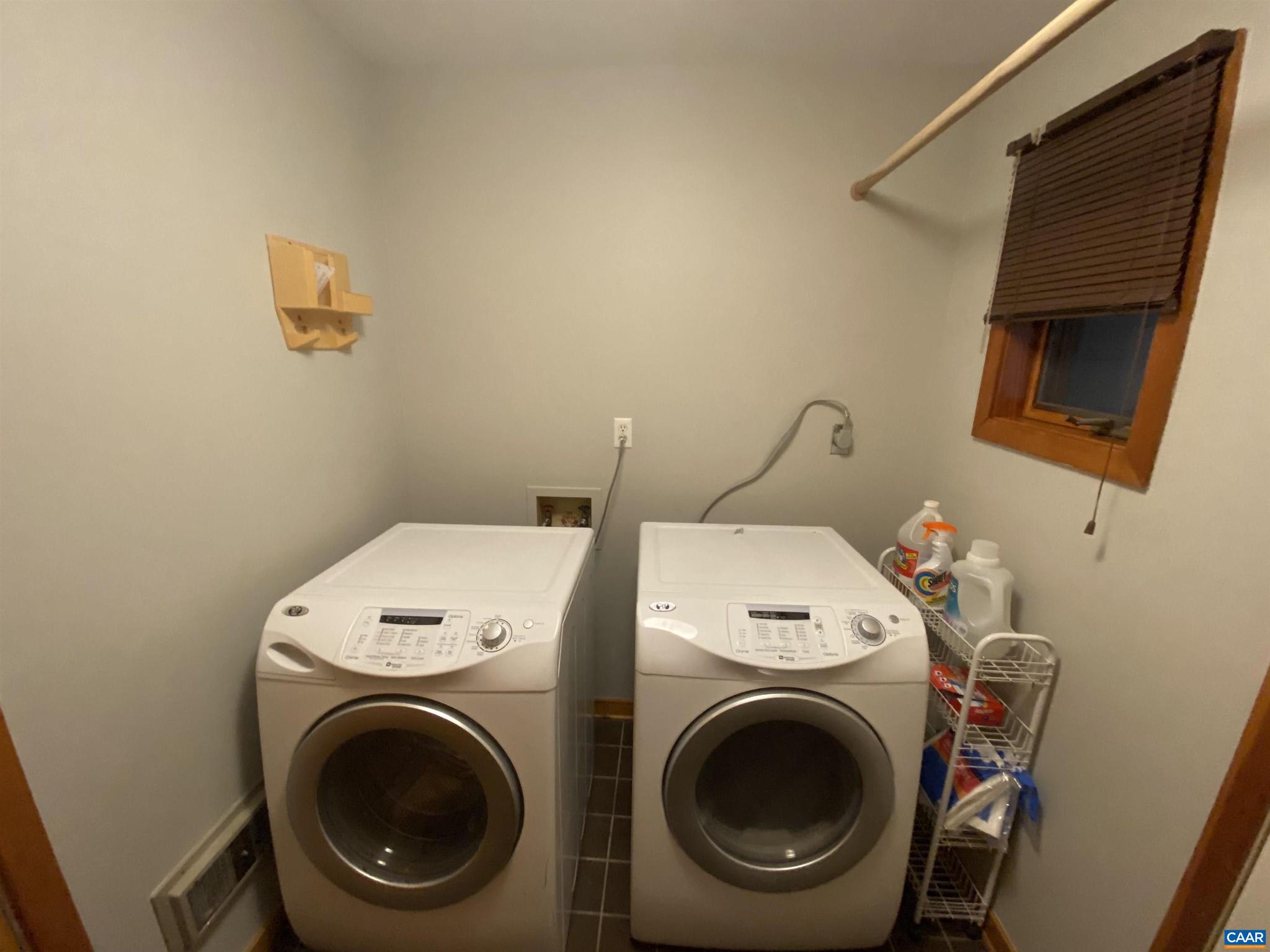 UNKNOWN - Residential Lease