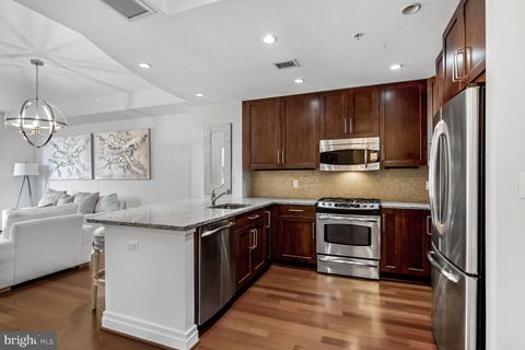 8220 CRESTWOOD HEIGHTS DRIVE 314 MCLEAN VA 22102