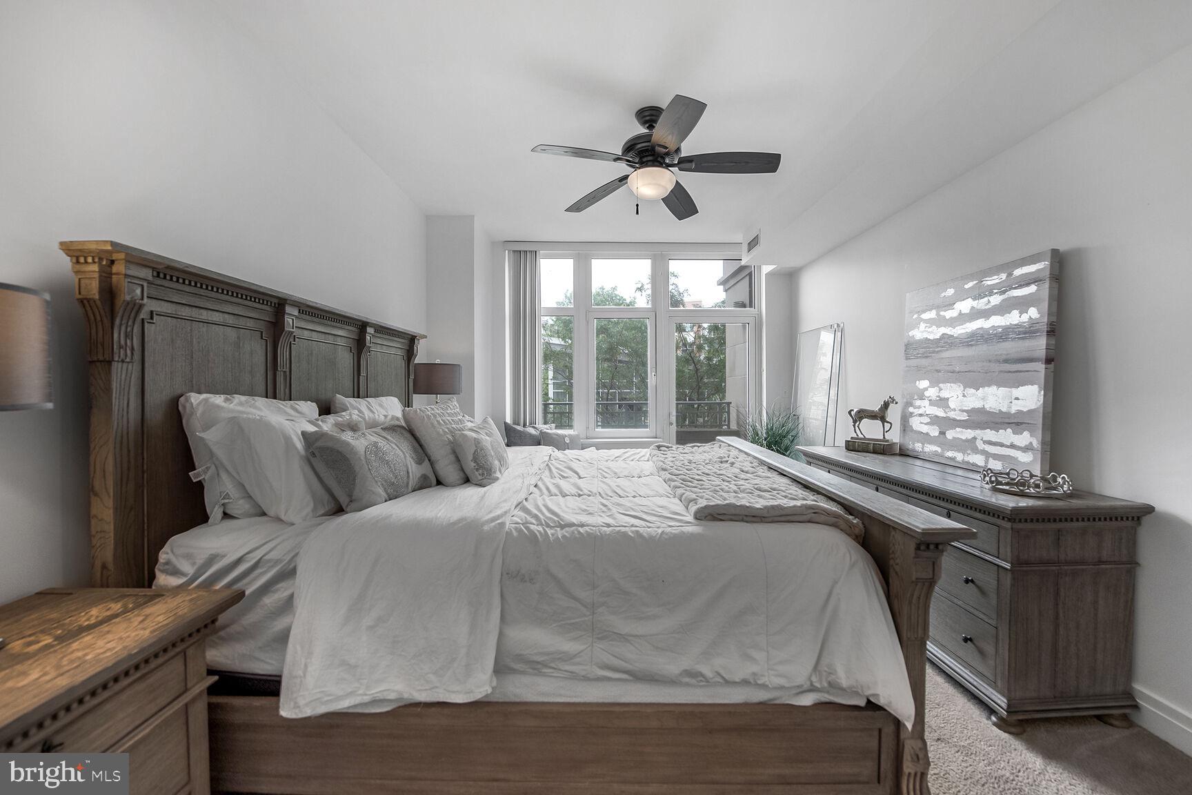 ONE PARK CREST - Residential