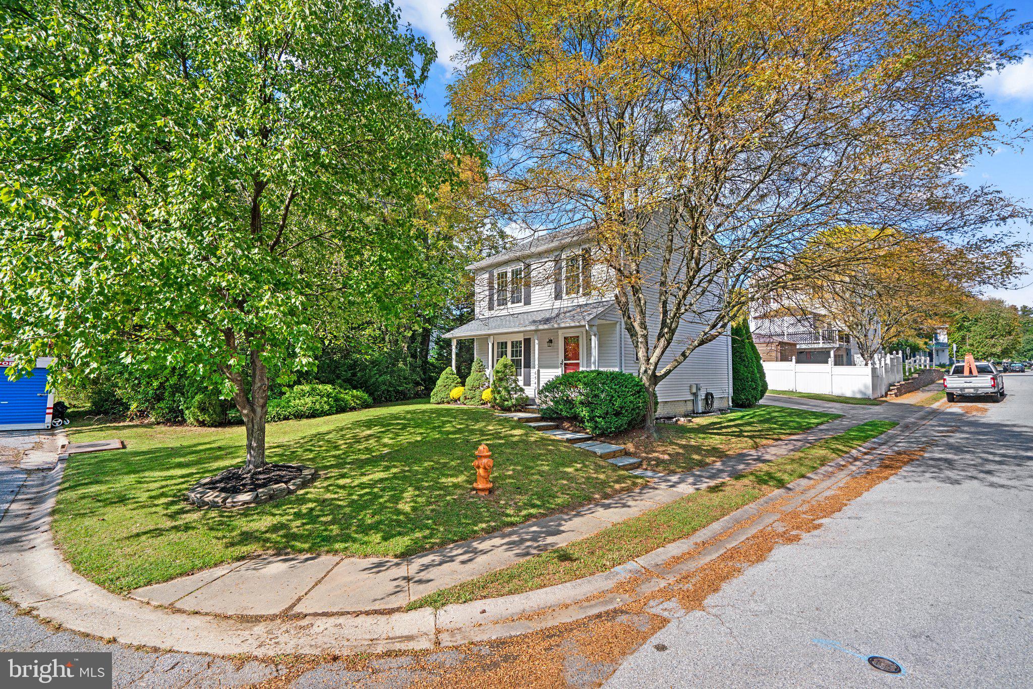 MEADOWRIDGE LANDING - Residential