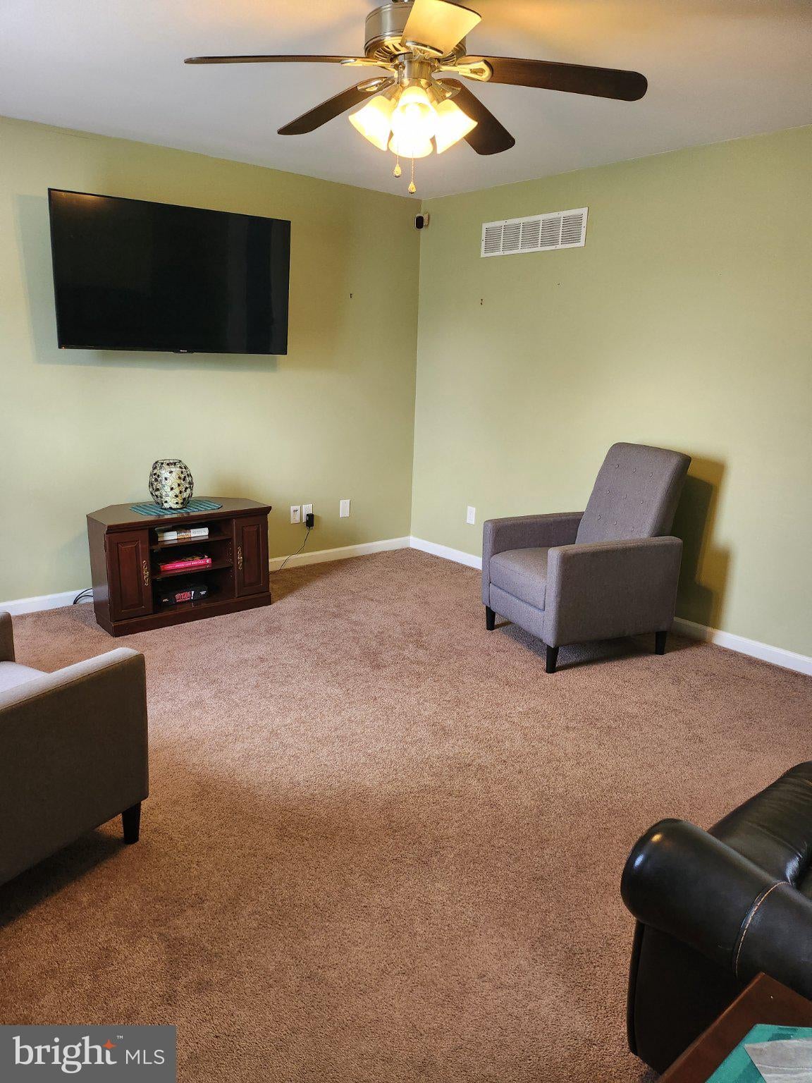 10228 BAYSIDE DRIVE