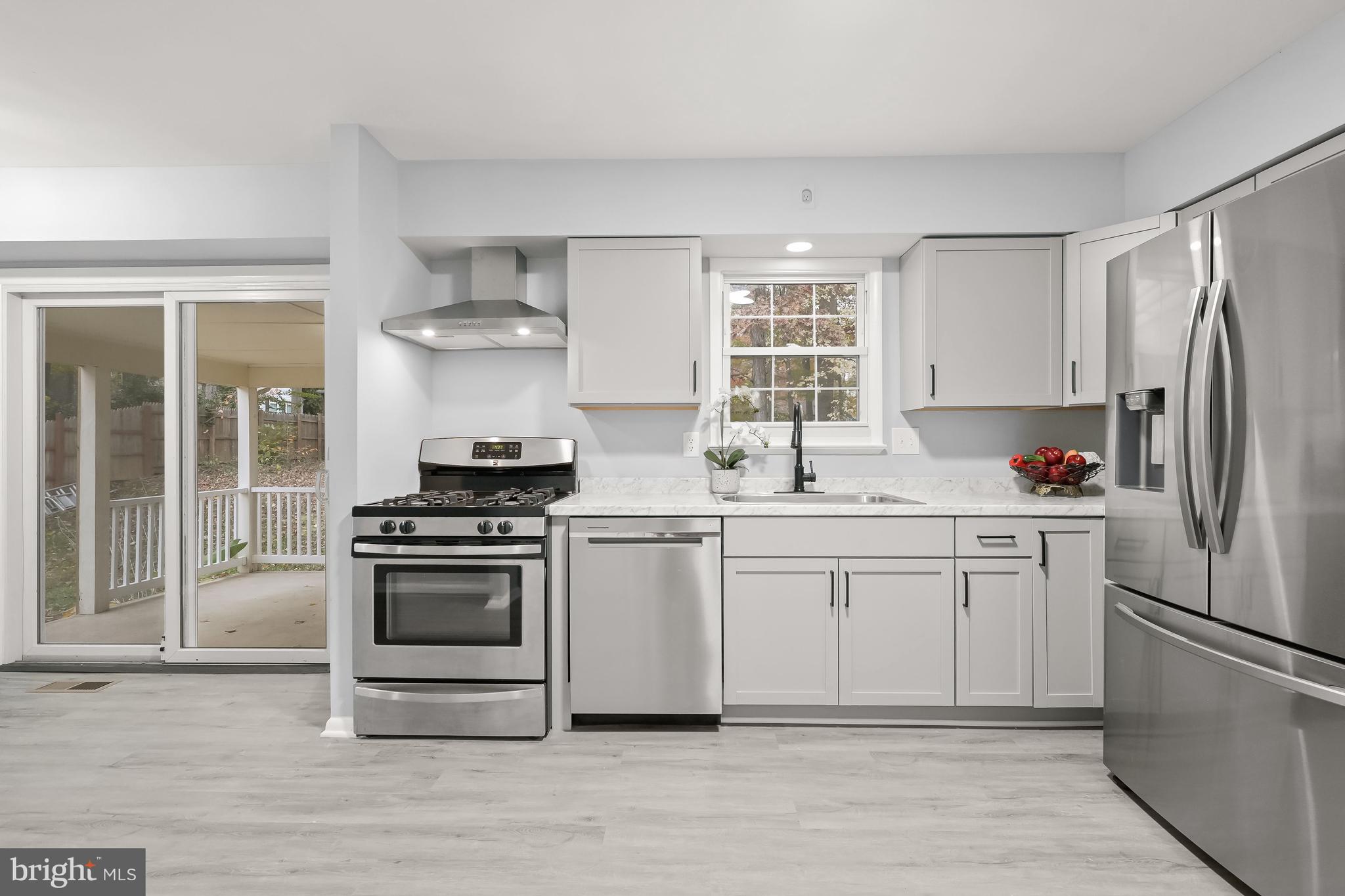 WOODBRIDGE VALLEY - Residential