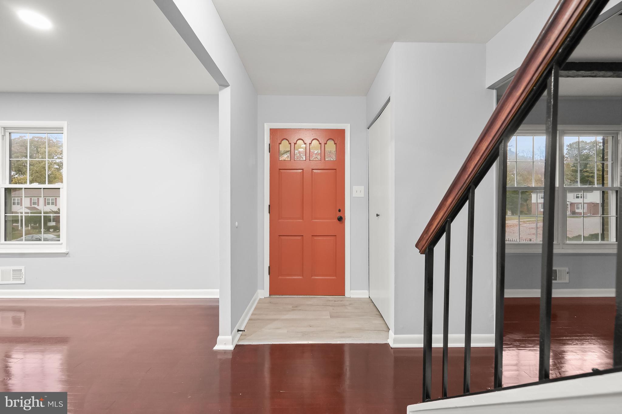 WOODBRIDGE VALLEY - Residential