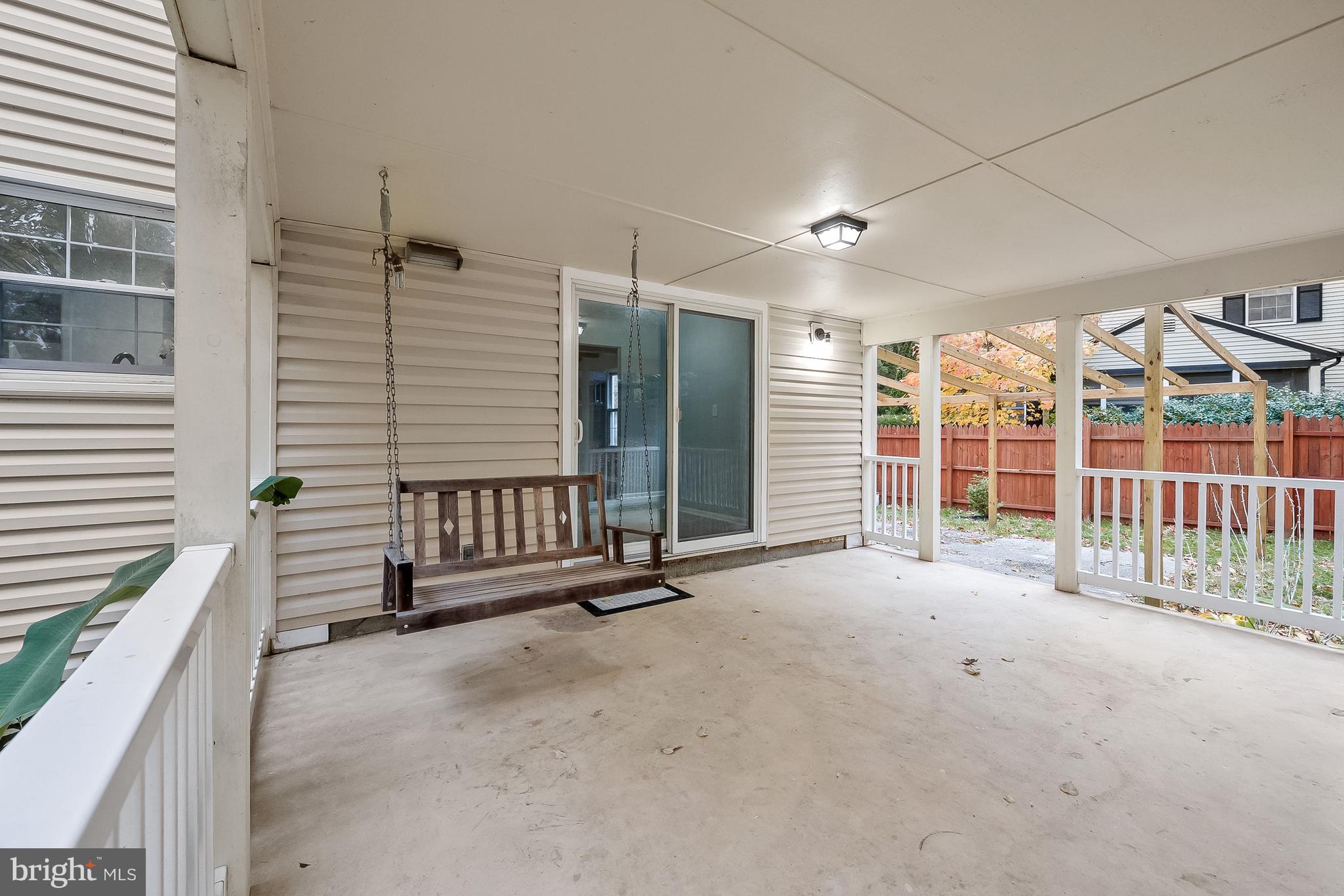 WOODBRIDGE VALLEY - Residential