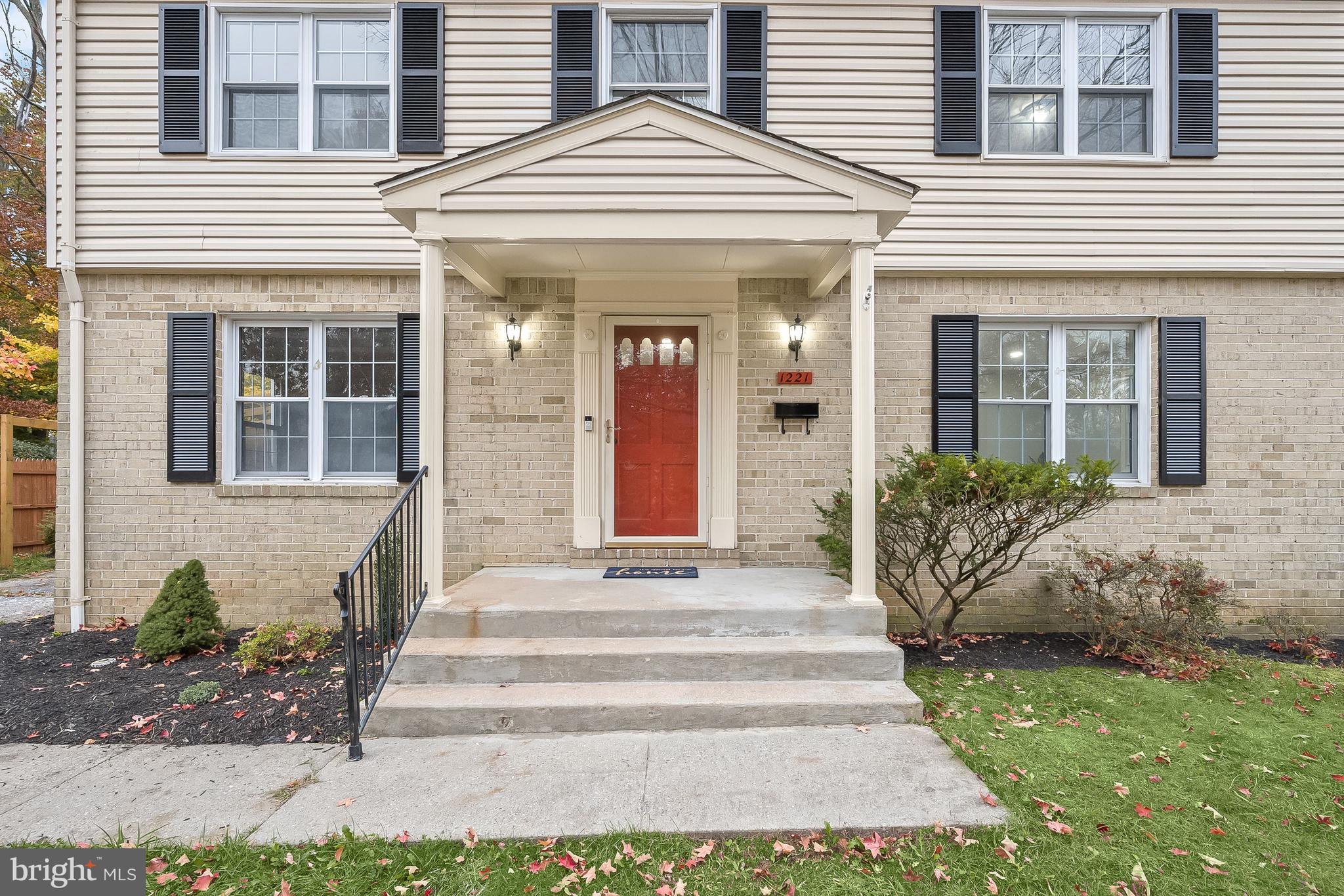 WOODBRIDGE VALLEY - Residential