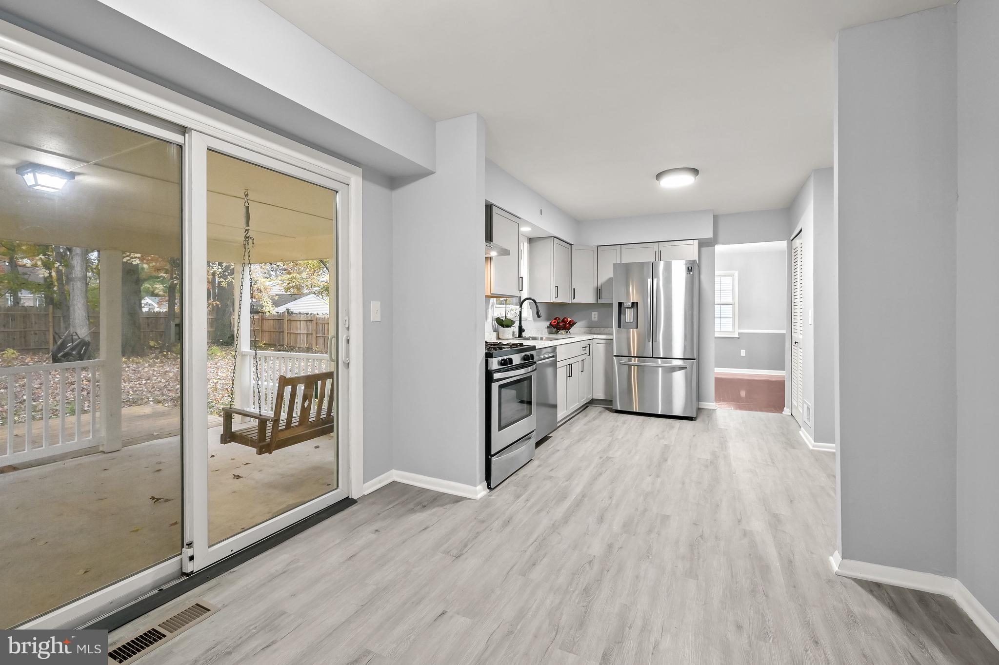 WOODBRIDGE VALLEY - Residential