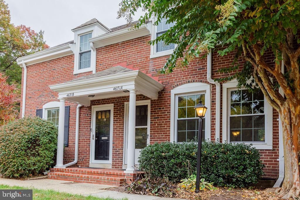 Photo of 4671 36th Street S #A, ARLINGTON, VA 22206 (MLS # VAAR2065638)