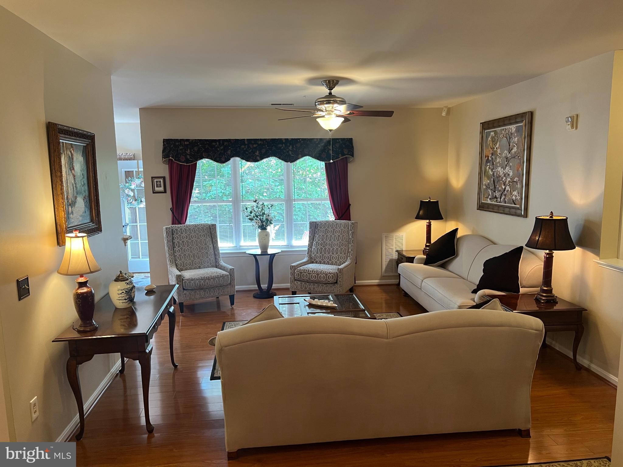 HOPKINS LANDING - Residential