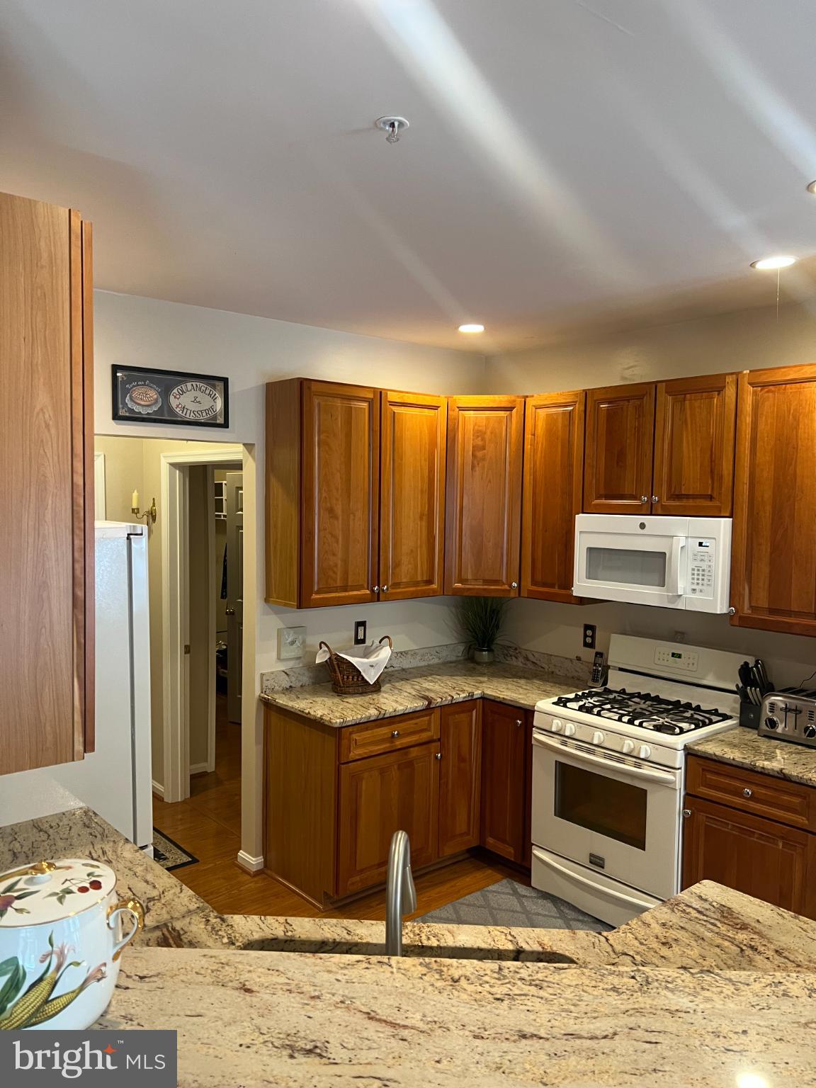 HOPKINS LANDING - Residential