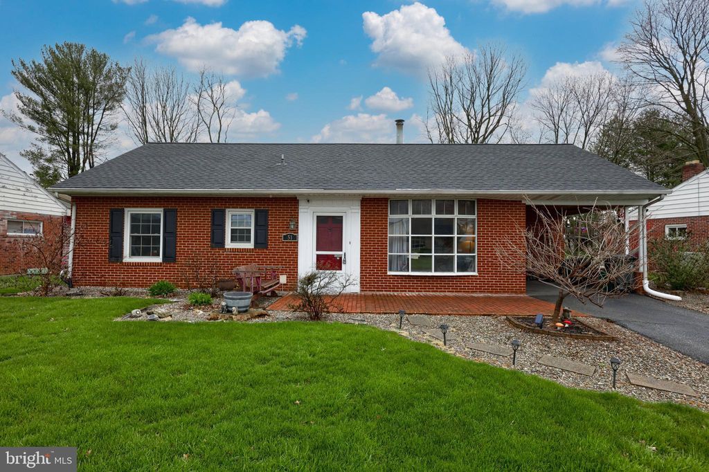 Photo of 51 Pilgrim Drive, Lancaster, PA 17603 (MLS # PALA2048844)