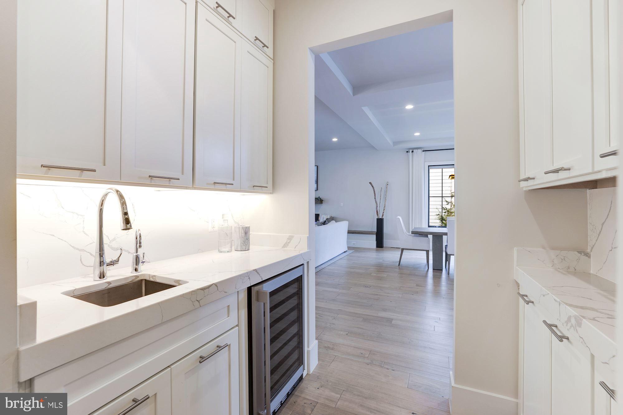 RETREAT AT MCLEAN AND MEHR FARM - Residential