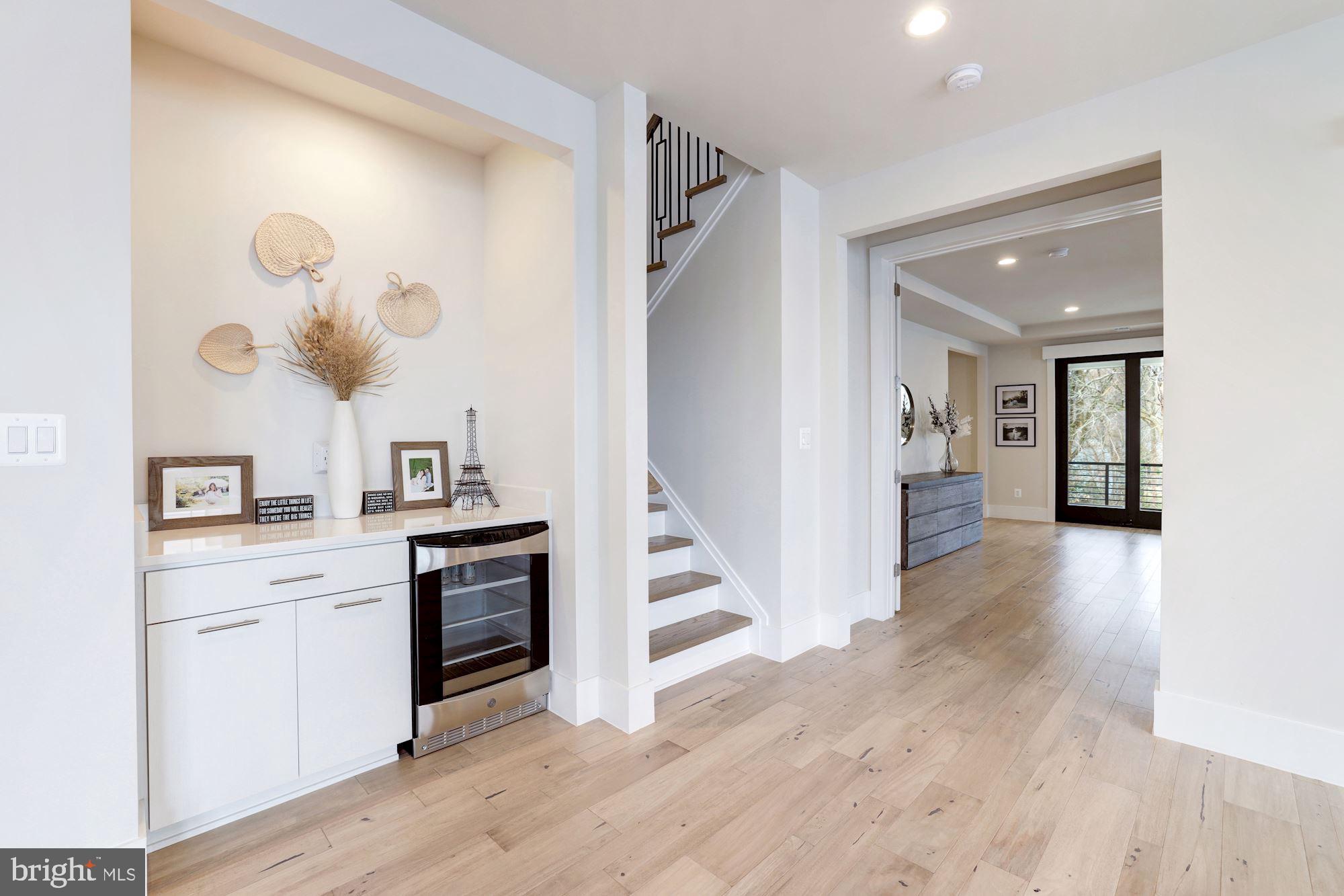 RETREAT AT MCLEAN AND MEHR FARM - Residential